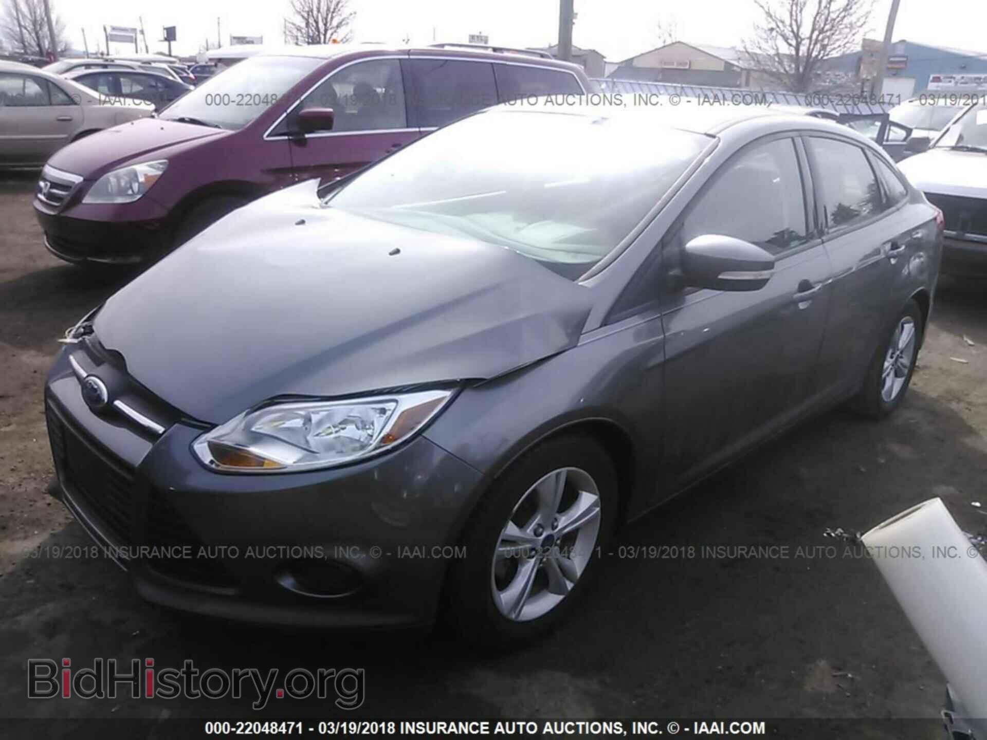 2014 Ford Focus - VIN: 1FADP3F25EL403989 - Photo 2