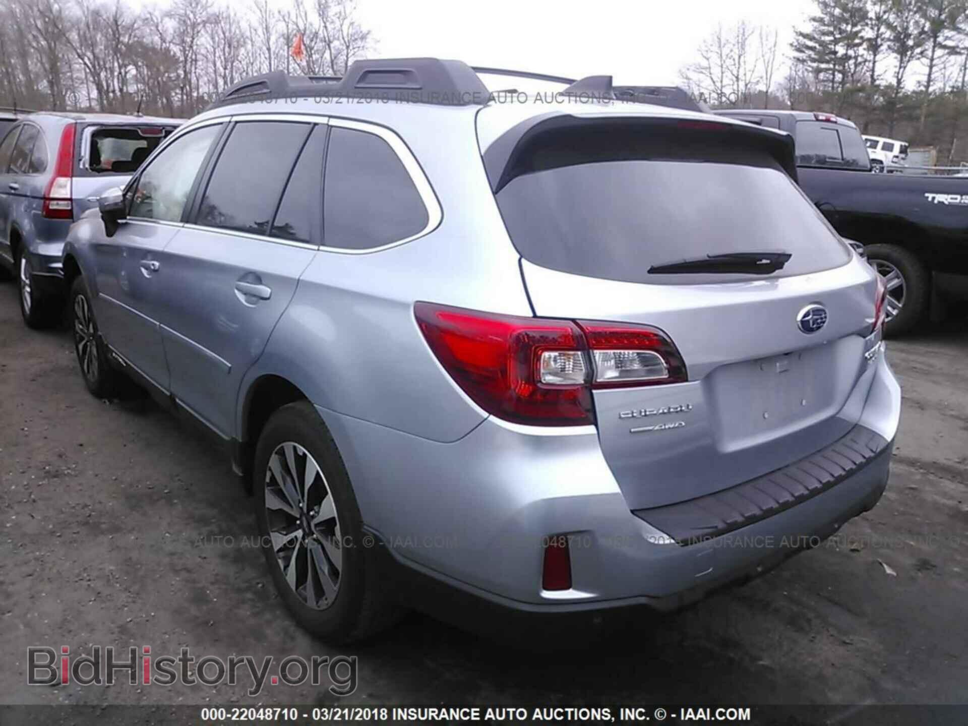 2017 Subaru Outback - VIN: 4S4BSANC2H3245691 - Photo 3