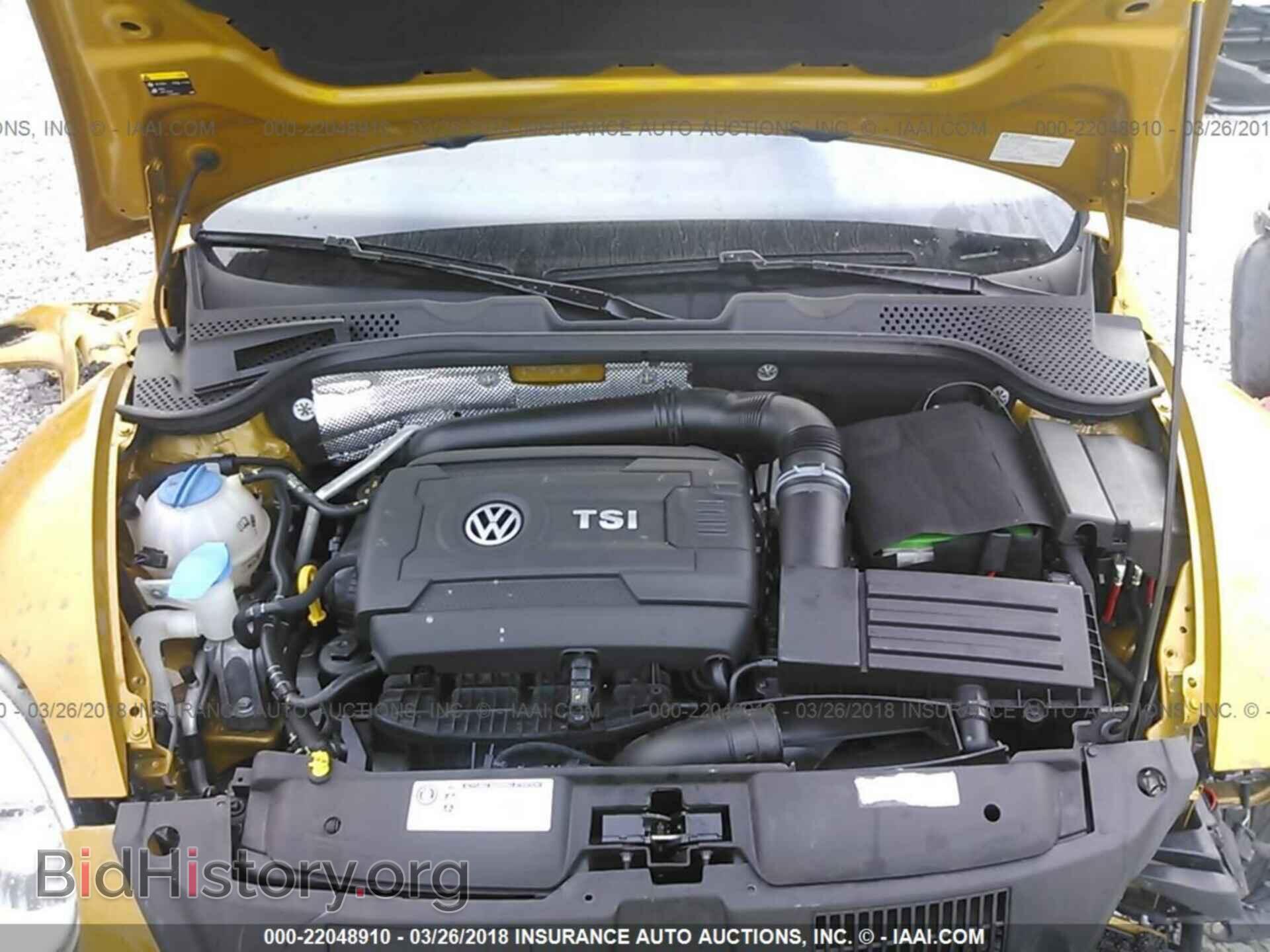 2017 Volkswagen Beetle - VIN: 3VWT17AT2HM811235 - Фото 10