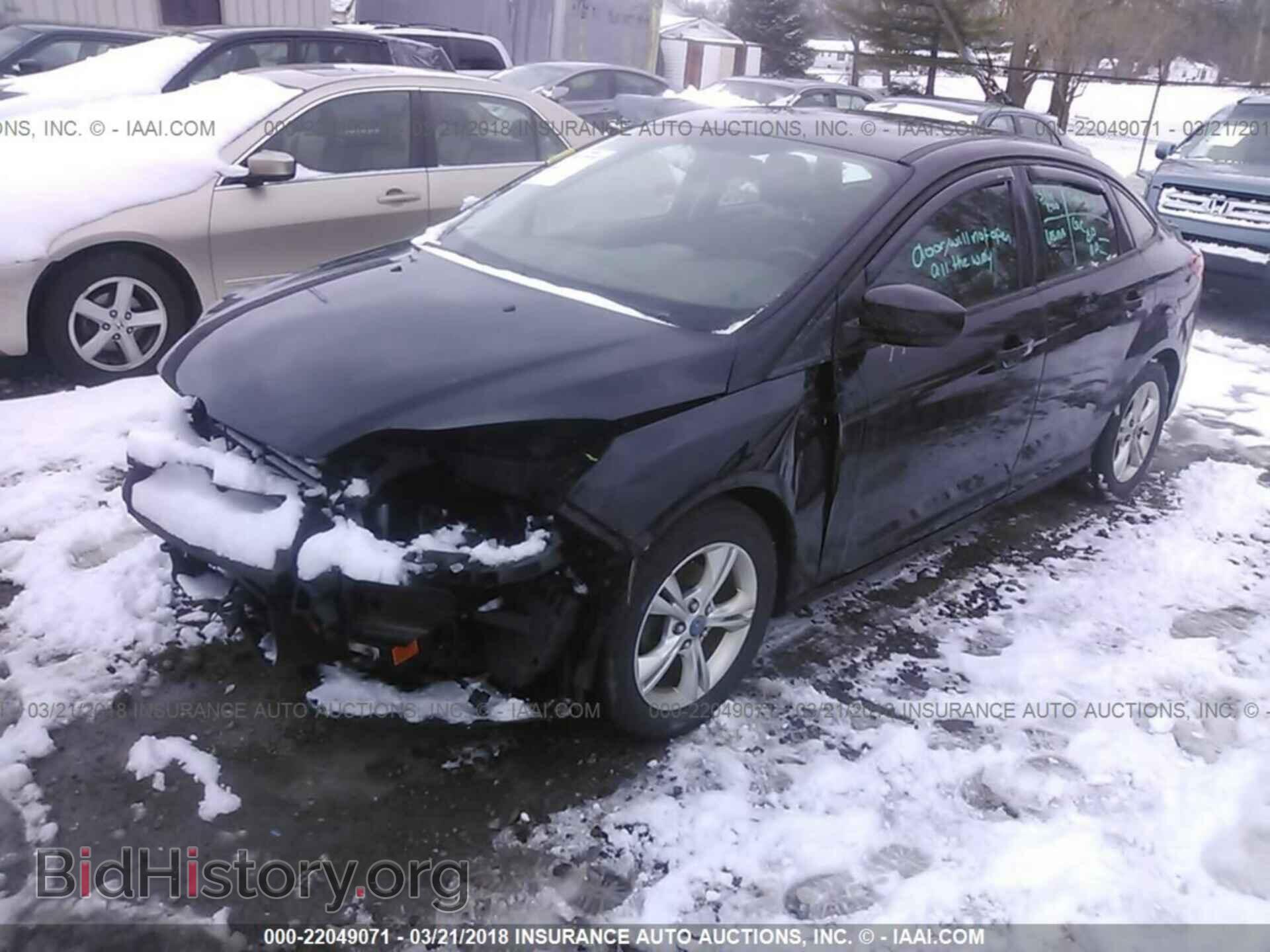 2012 Ford Focus - VIN: 1FAHP3F27CL224514 - Фото 2