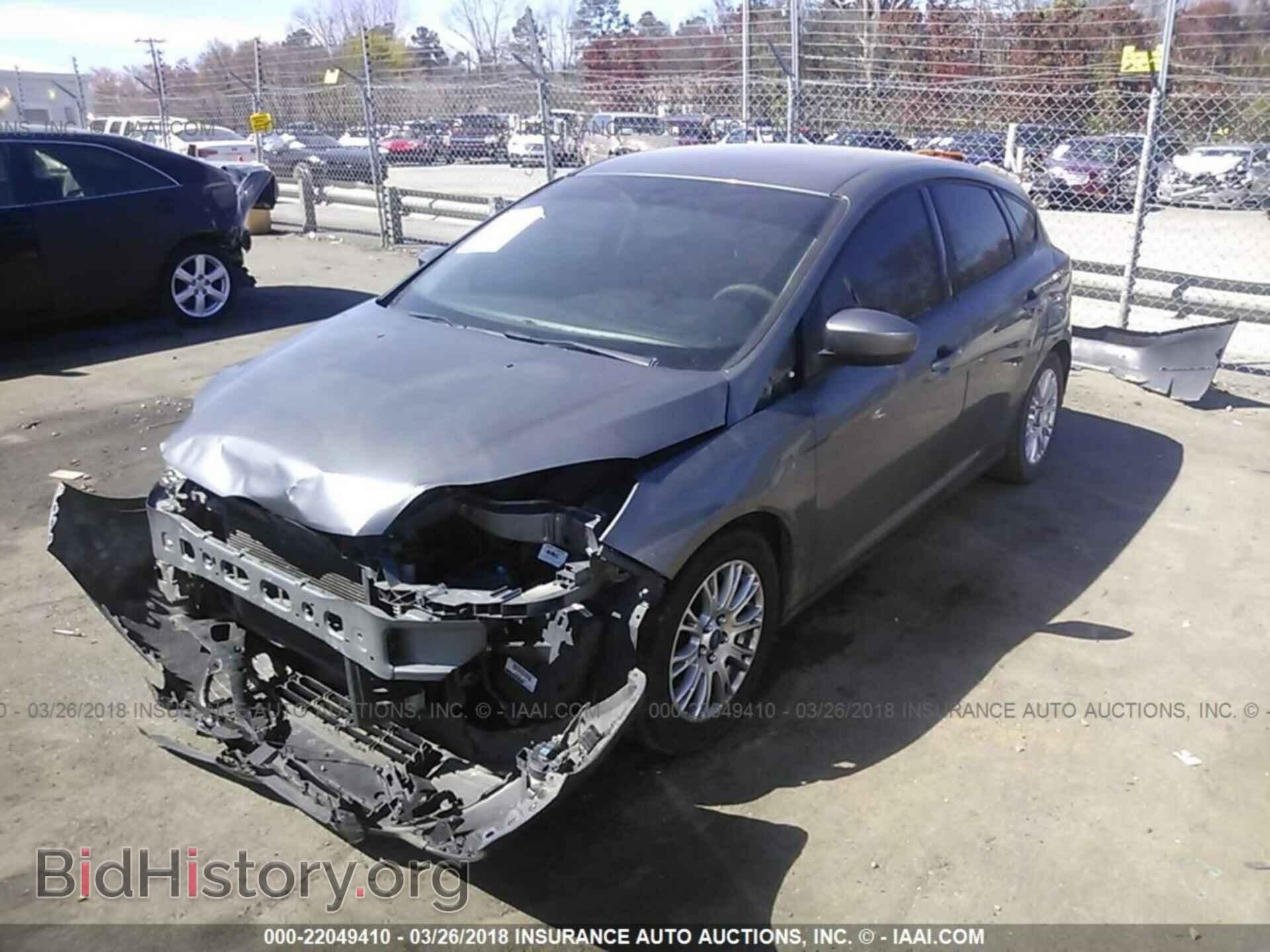 2012 Ford Focus - VIN: 1FAHP3K23CL107079 - Фото 2