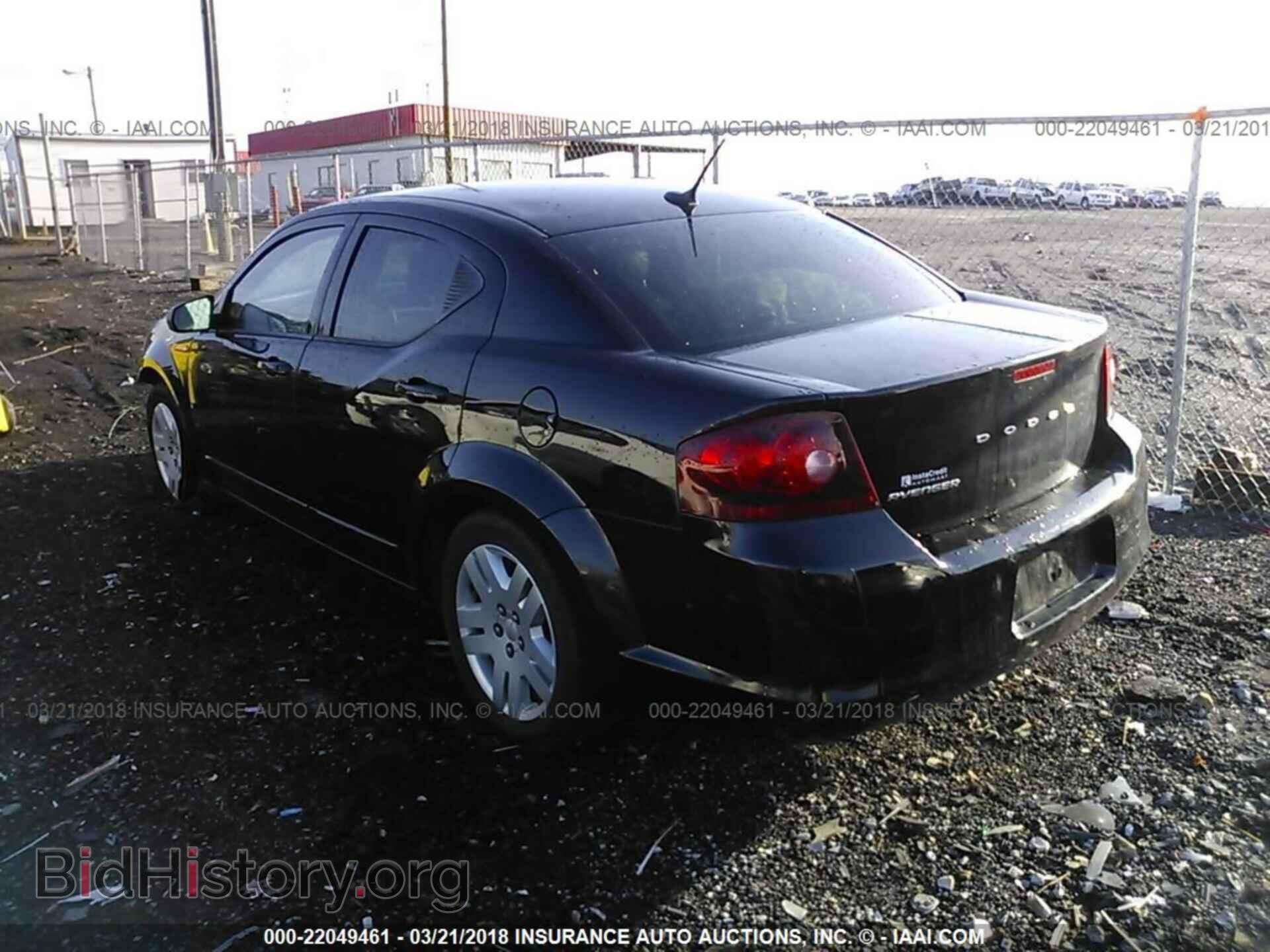2011 Dodge Avenger - VIN: 1B3BD4FB2BN586897 - Фото 3