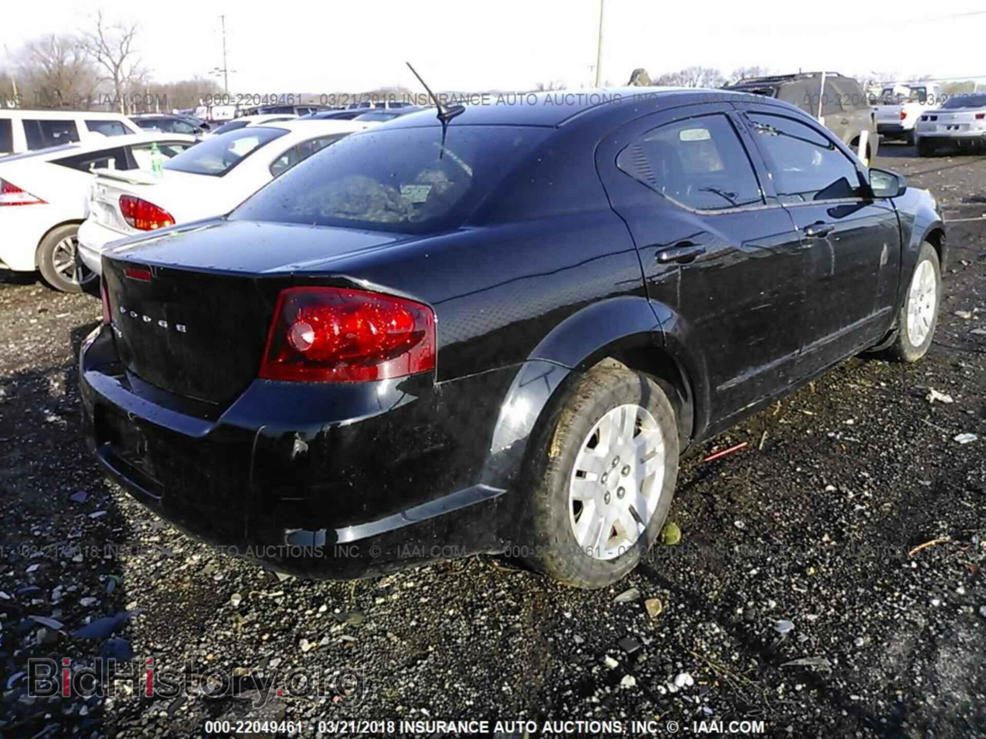 2011 Dodge Avenger - VIN: 1B3BD4FB2BN586897 - Фото 4