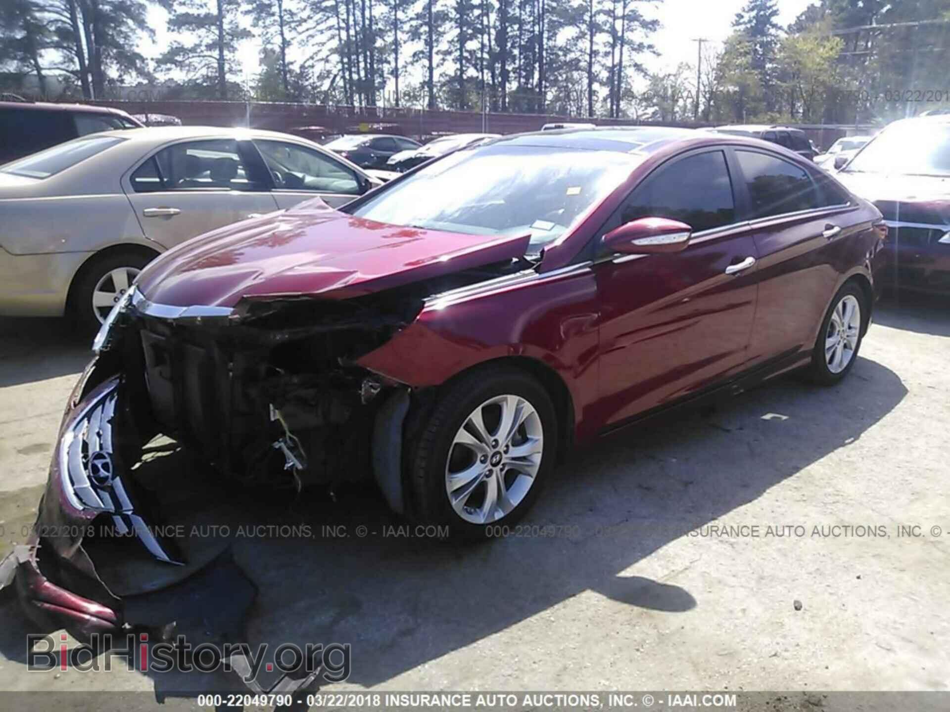 2012 Hyundai Sonata - VIN: 5NPEC4ACXCH413497 - Photo 2