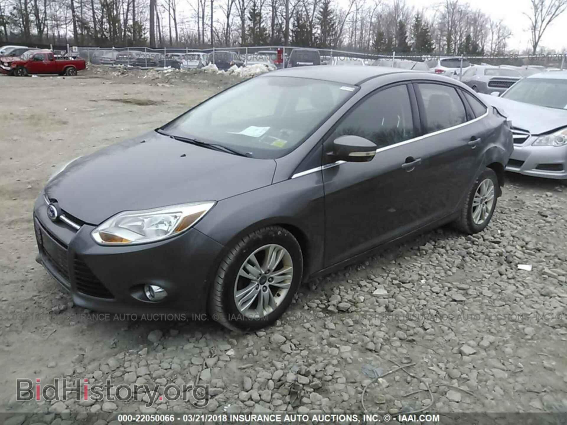 2012 Ford Focus - VIN: 1FAHP3H27CL149763 - Photo 2