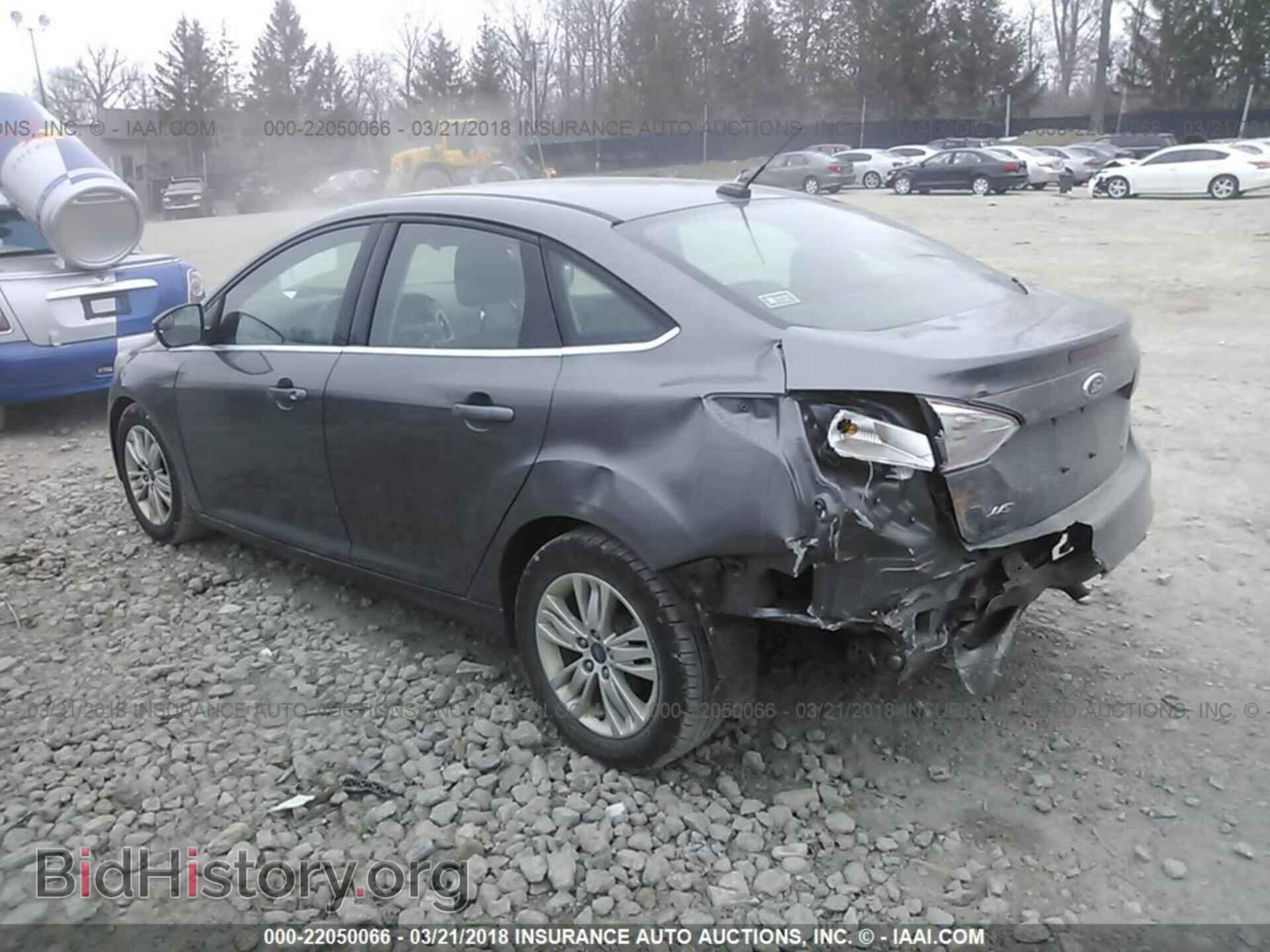 2012 Ford Focus - VIN: 1FAHP3H27CL149763 - Photo 3