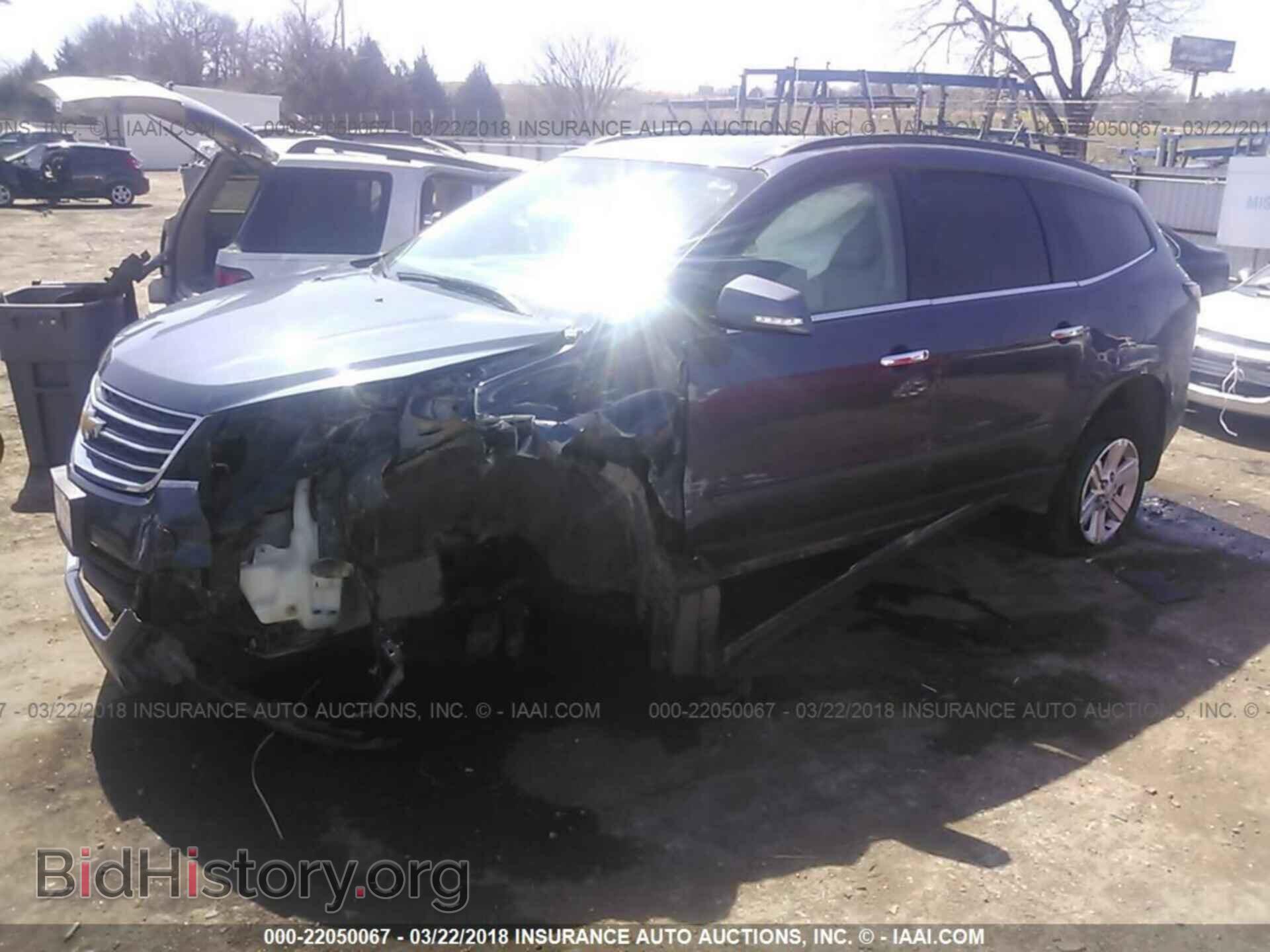 2013 Chevrolet Traverse - VIN: 1GNKRJKD3DJ144427 - Фото 2