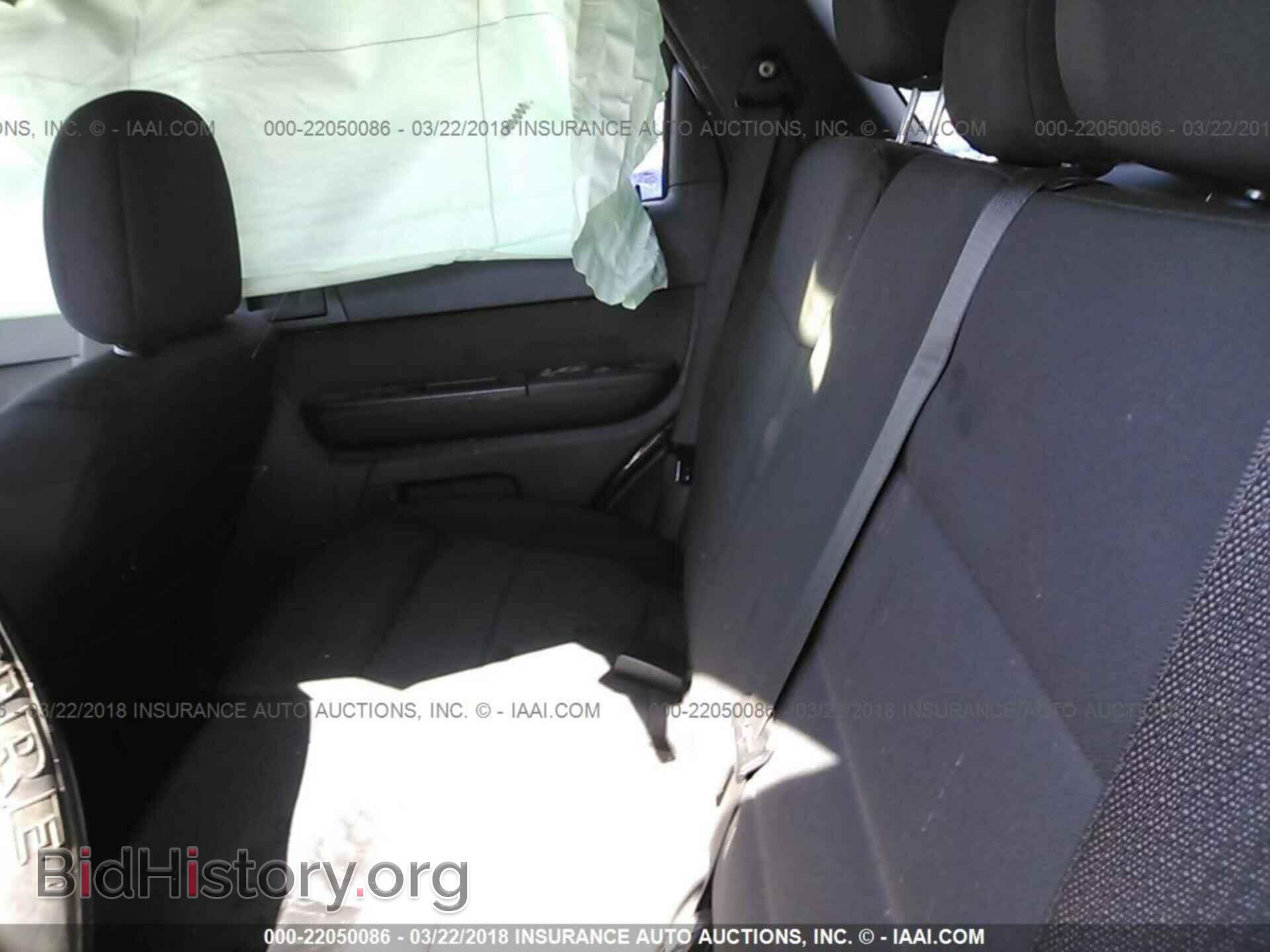 2012 Ford Escape - VIN: 1FMCU0D74CKC01140 - Photo 8