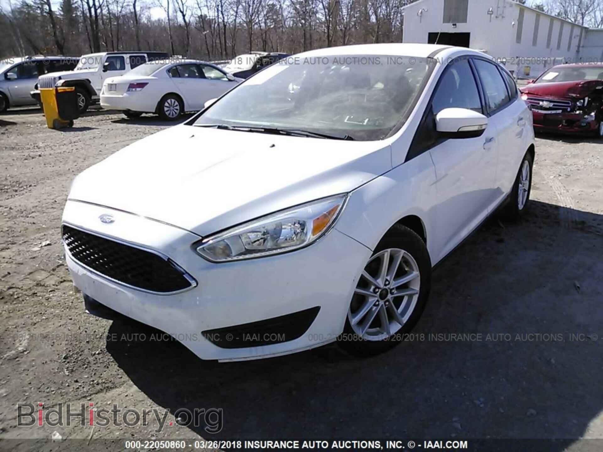 2015 Ford Focus - VIN: 1FADP3K25FL315743 - Photo 2