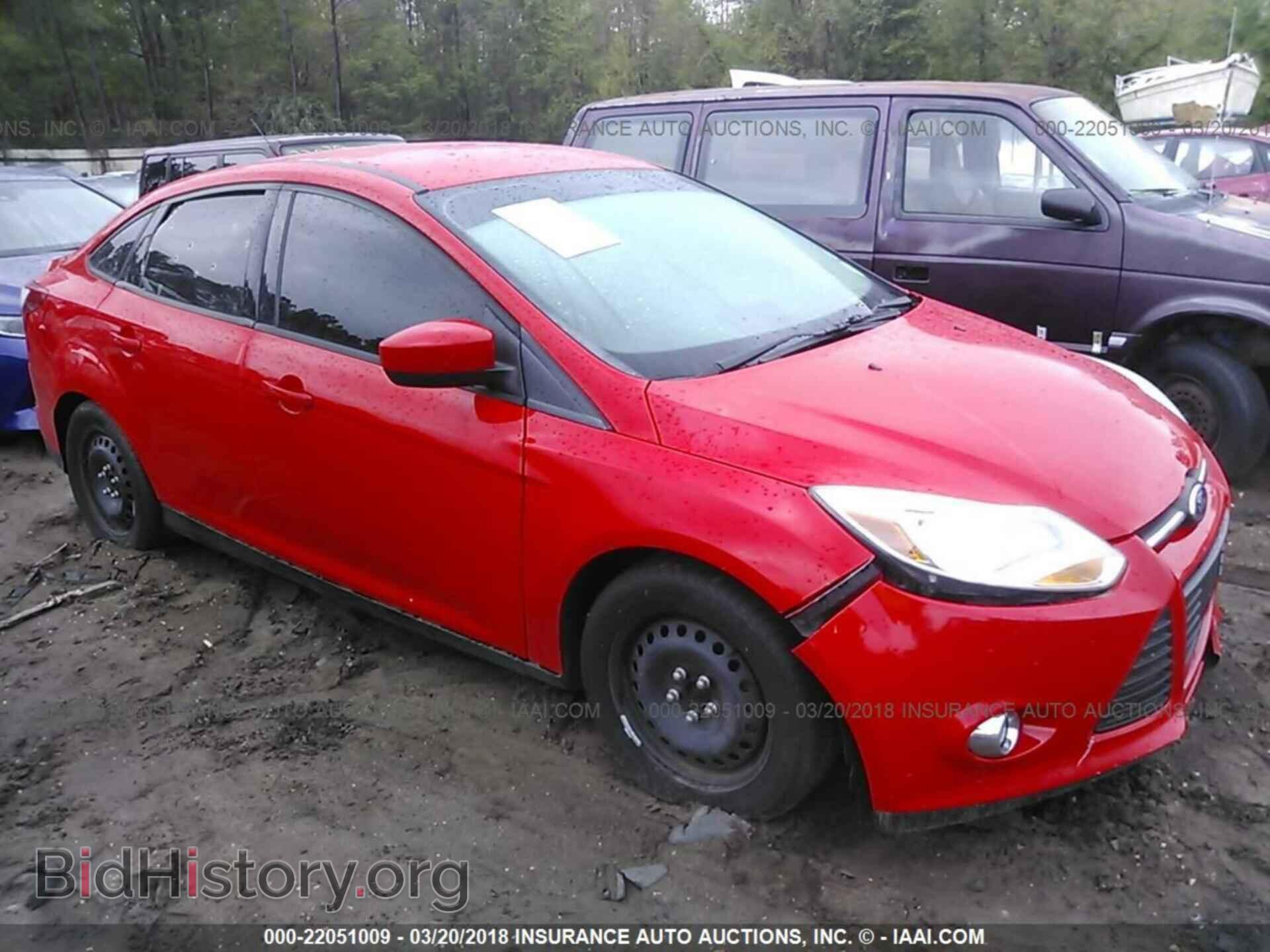 Photo 1FAHP3F24CL334372 - Ford Focus 2012