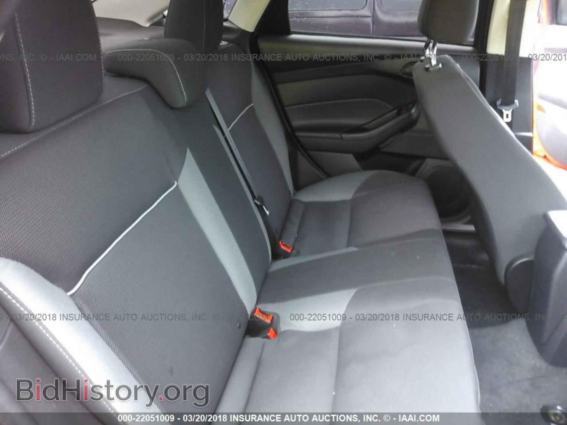 2012 Ford Focus - VIN: 1FAHP3F24CL334372 - Photo 8