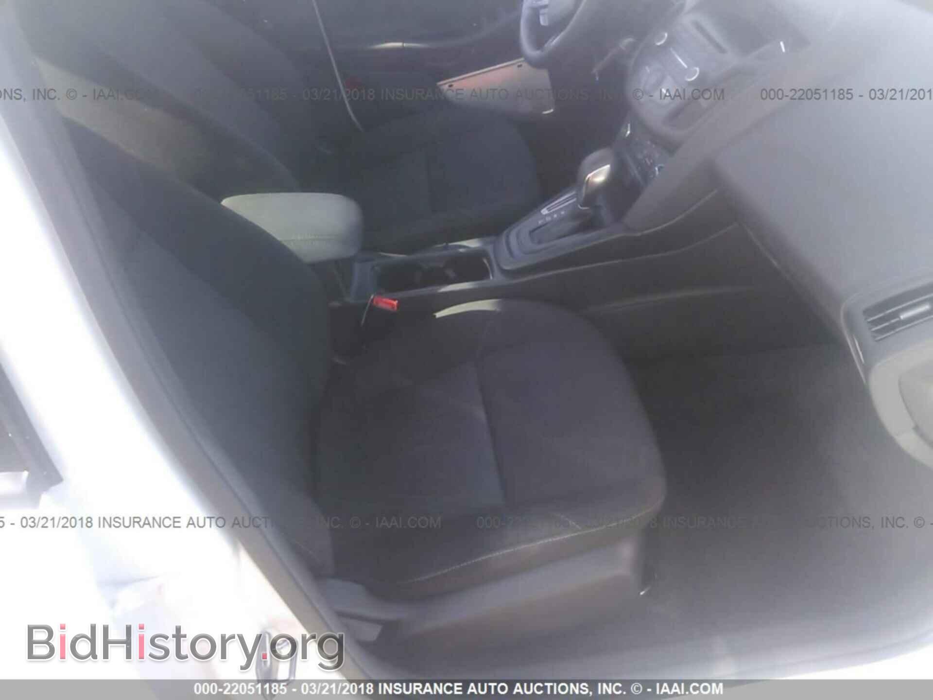 2017 Ford Focus - VIN: 1FADP3F29HL249100 - Photo 5