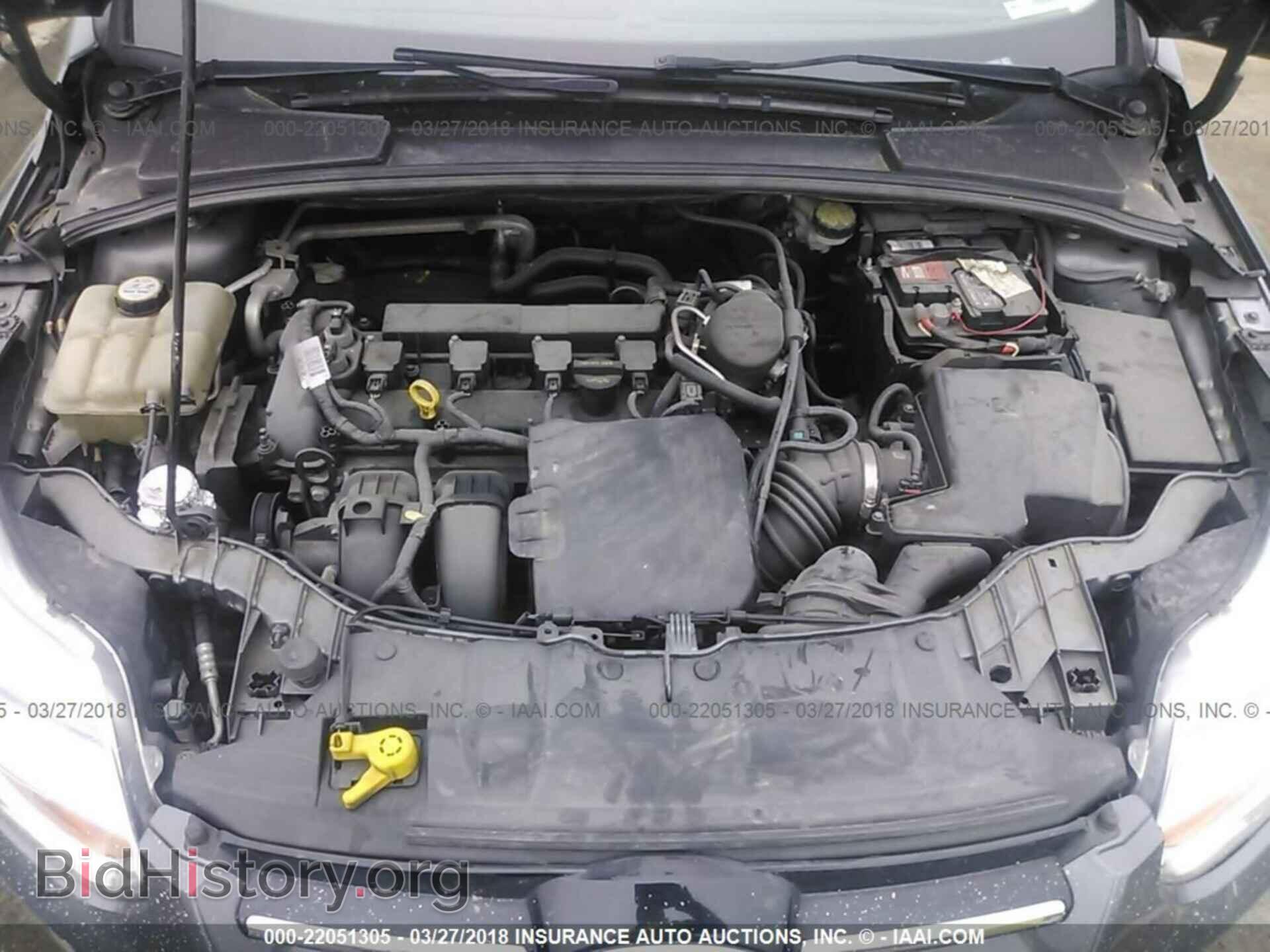2012 Ford Focus - VIN: 1FAHP3M2XCL403617 - Photo 10