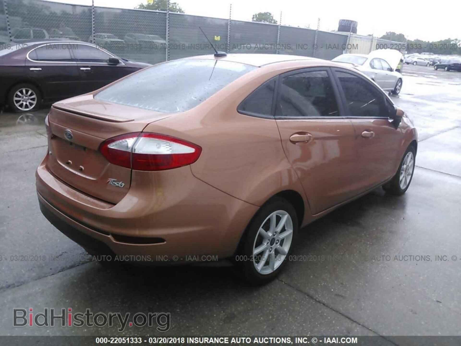 2017 Ford Fiesta - VIN: 3FADP4BJXHM123782 - Photo 4