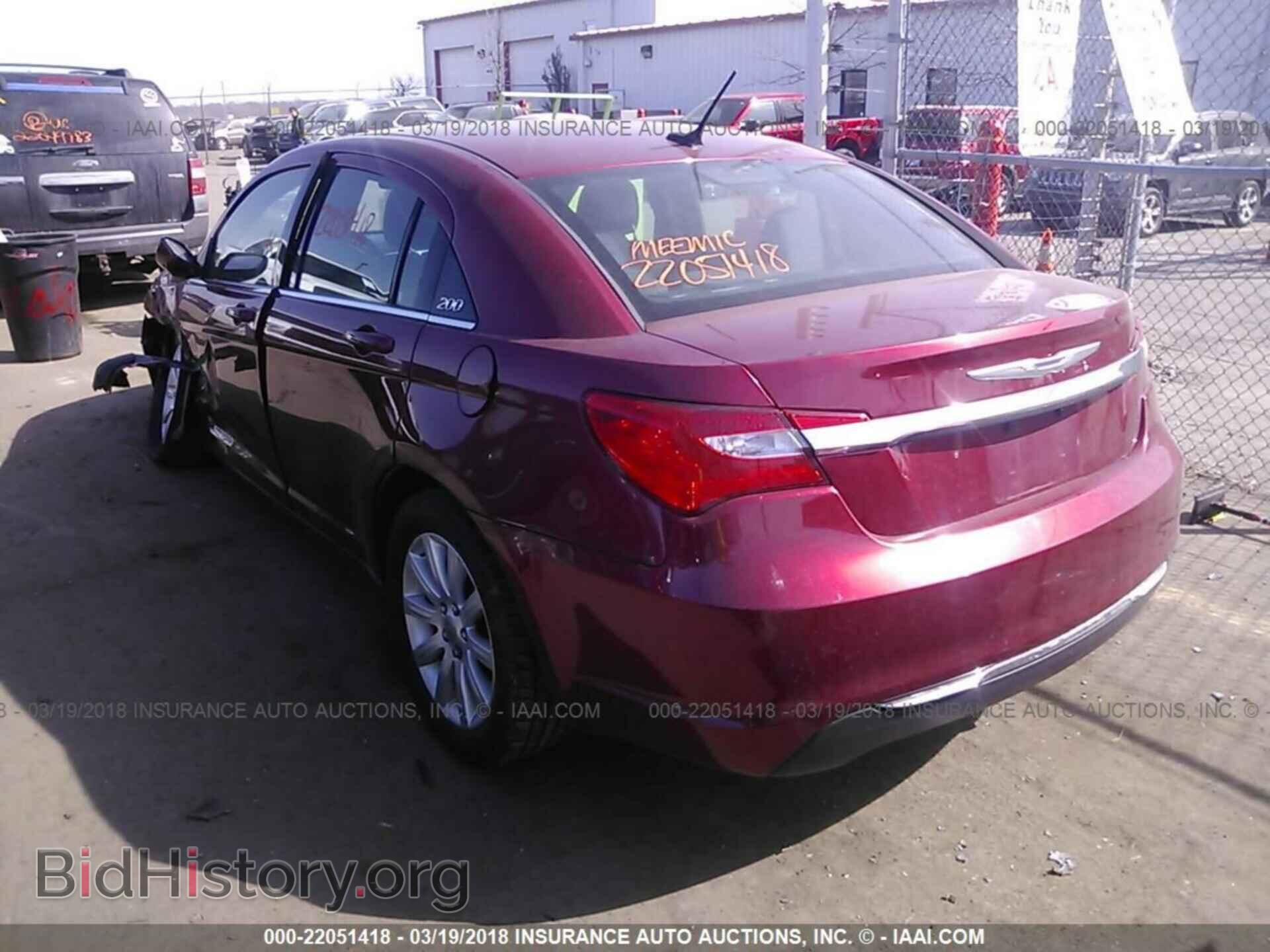 2013 Chrysler 200 - VIN: 1C3CCBBB9DN500623 - Фото 3