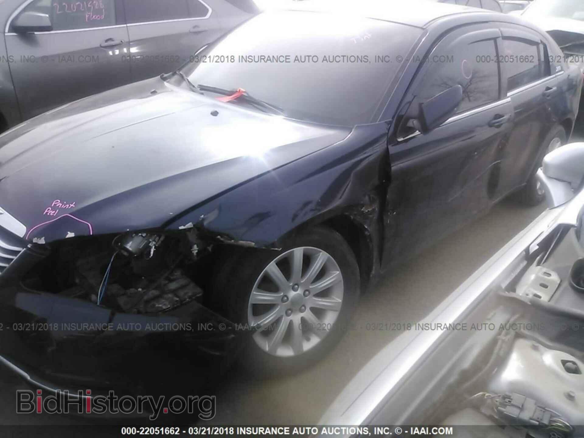 2011 Chrysler 200 - VIN: 1C3BC1FB4BN594553 - Photo 6