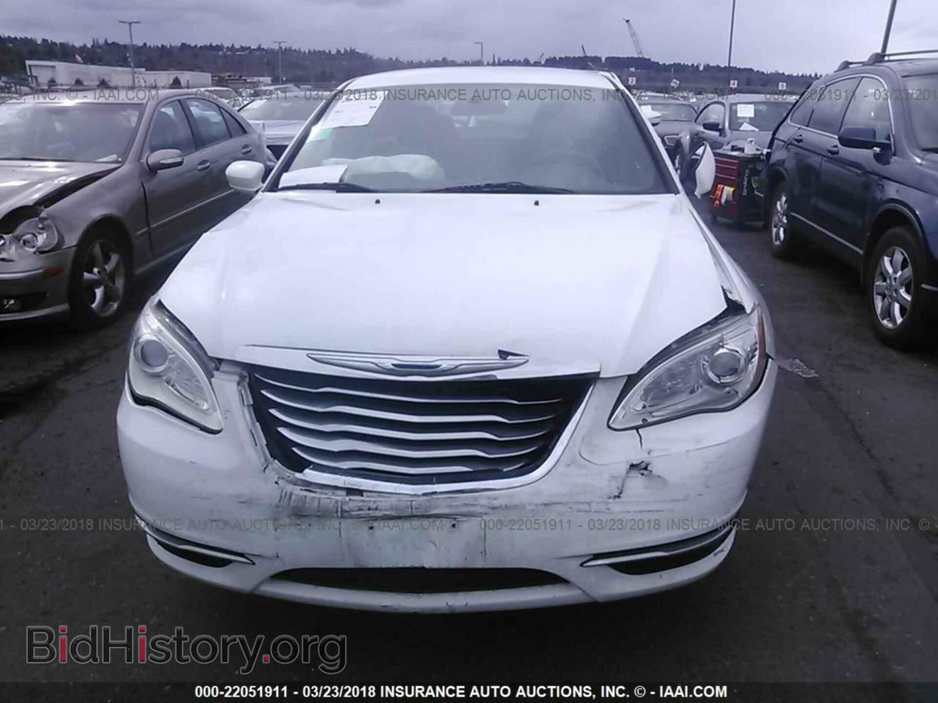 2013 Chrysler 200 - VIN: 1C3CCBAB7DN670027 - Photo 6