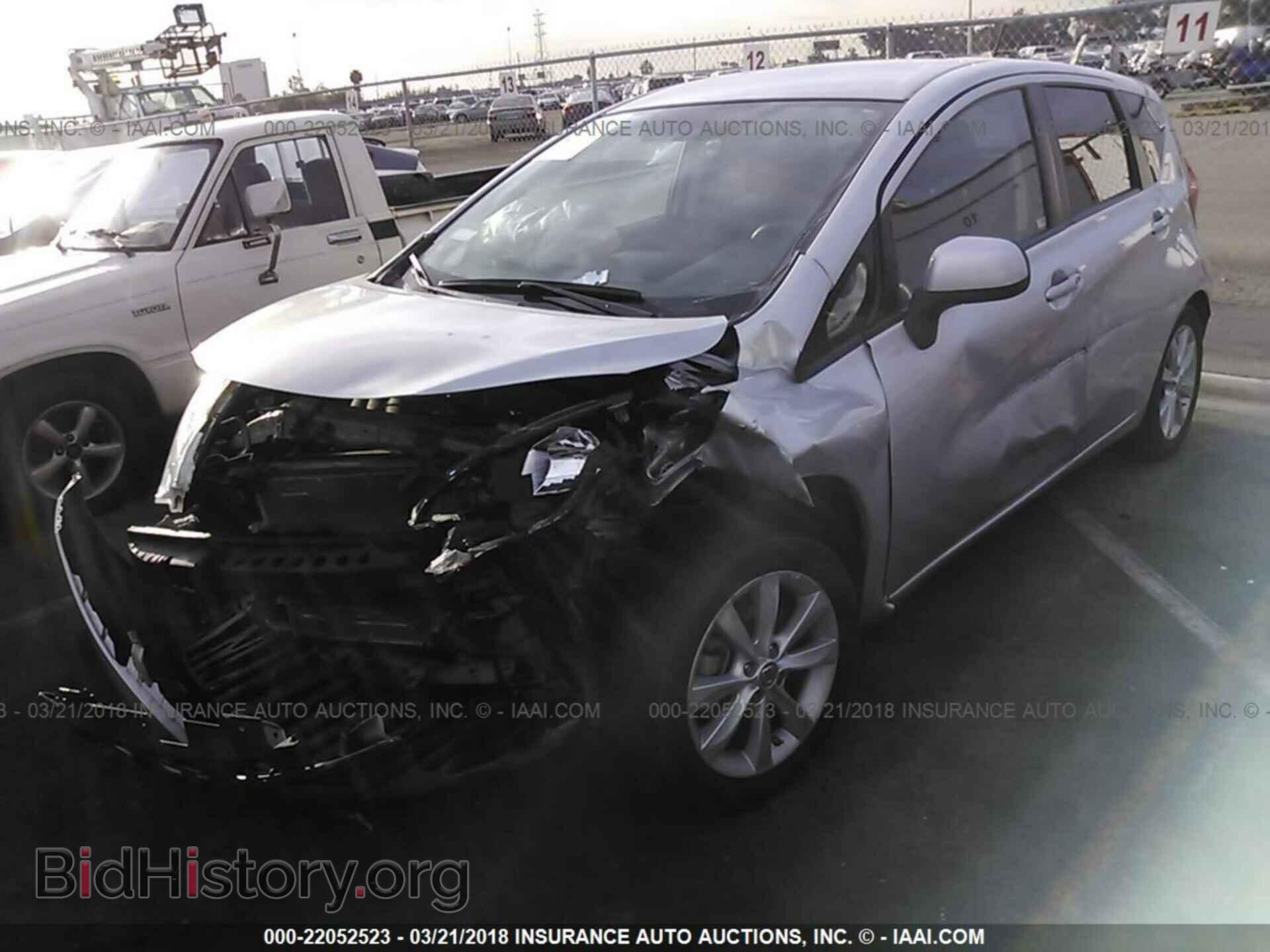 2014 Nissan Versa note - VIN: 3N1CE2CP2EL376117 - Photo 2