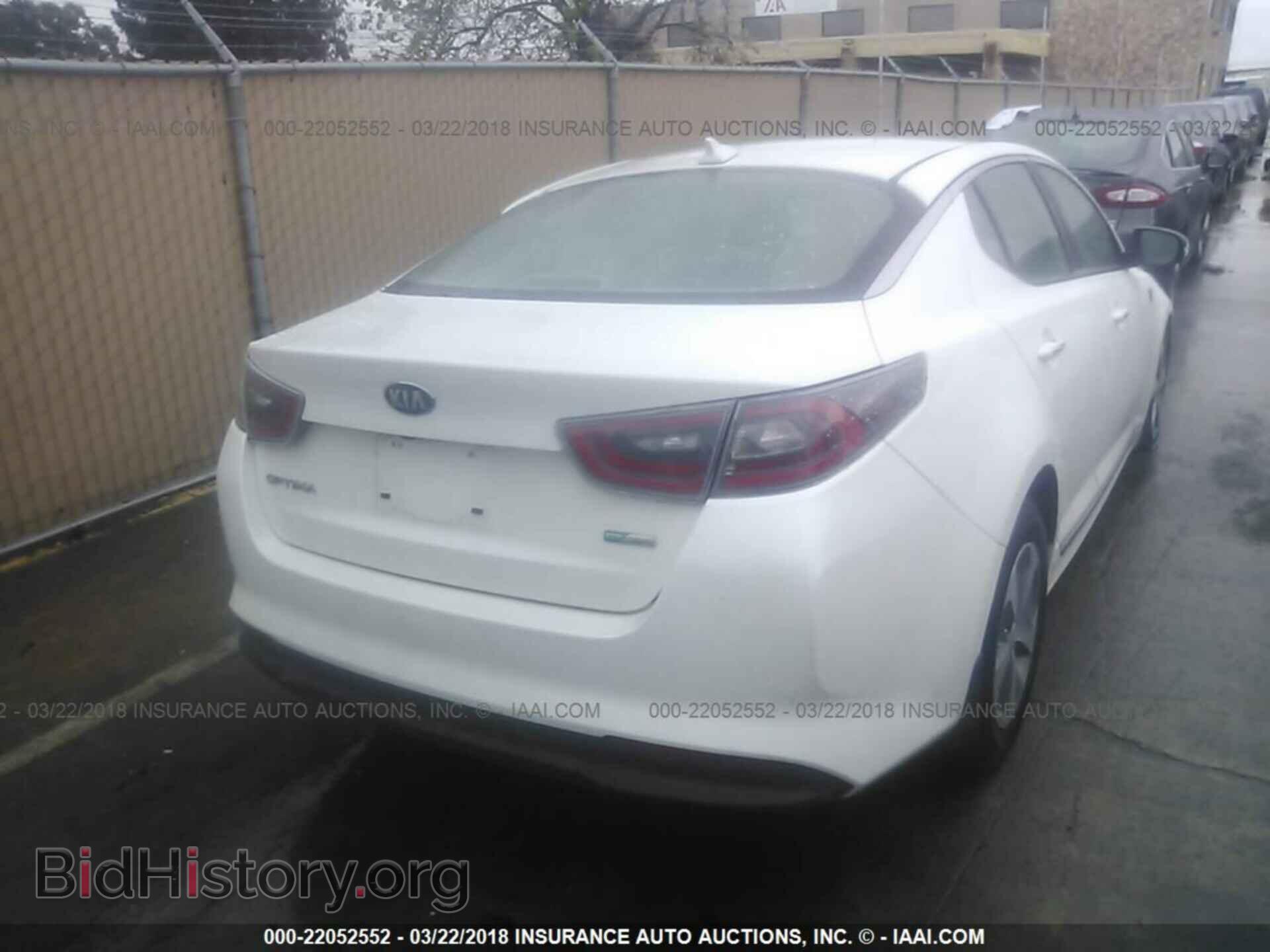 2015 Kia Optima - VIN: KNAGM4AD6F5078559 - Photo 4