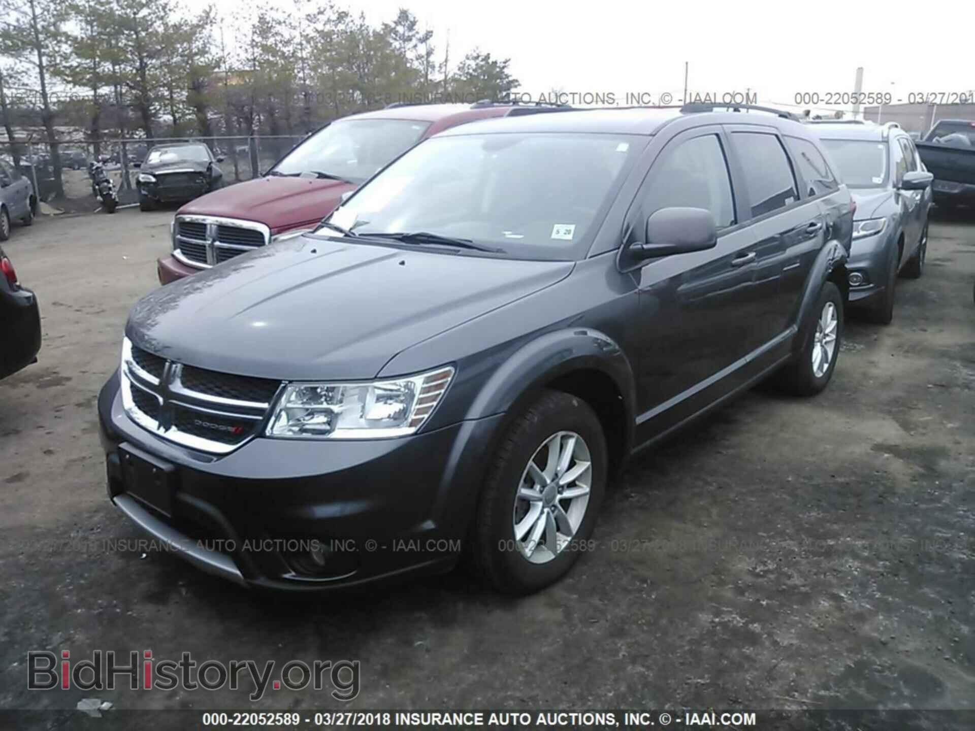 2015 Dodge Journey - VIN: 3C4PDDBGXFT692901 - Photo 2