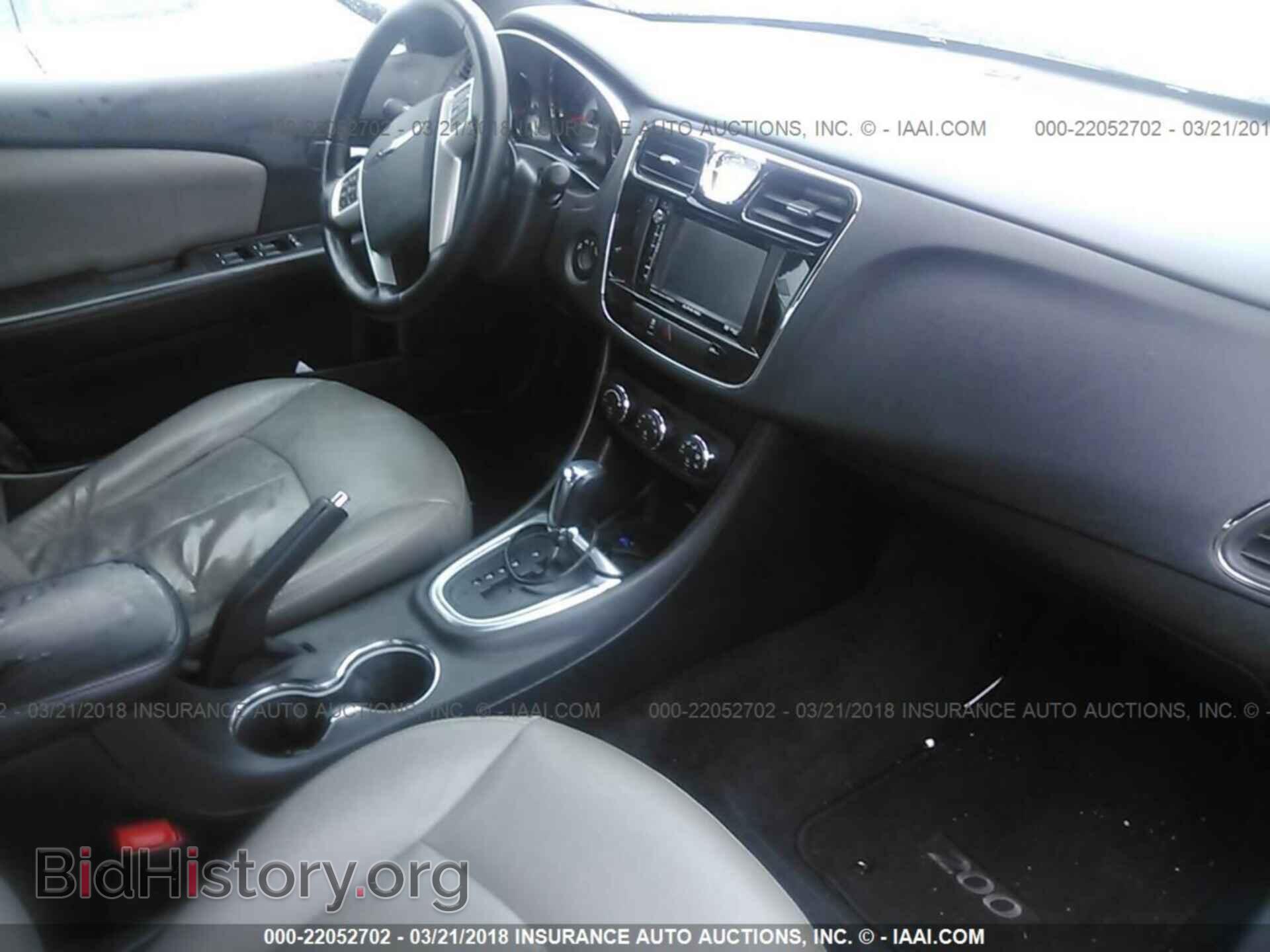 2012 Chrysler 200 - VIN: 1C3CCBBG7CN189297 - Фото 5