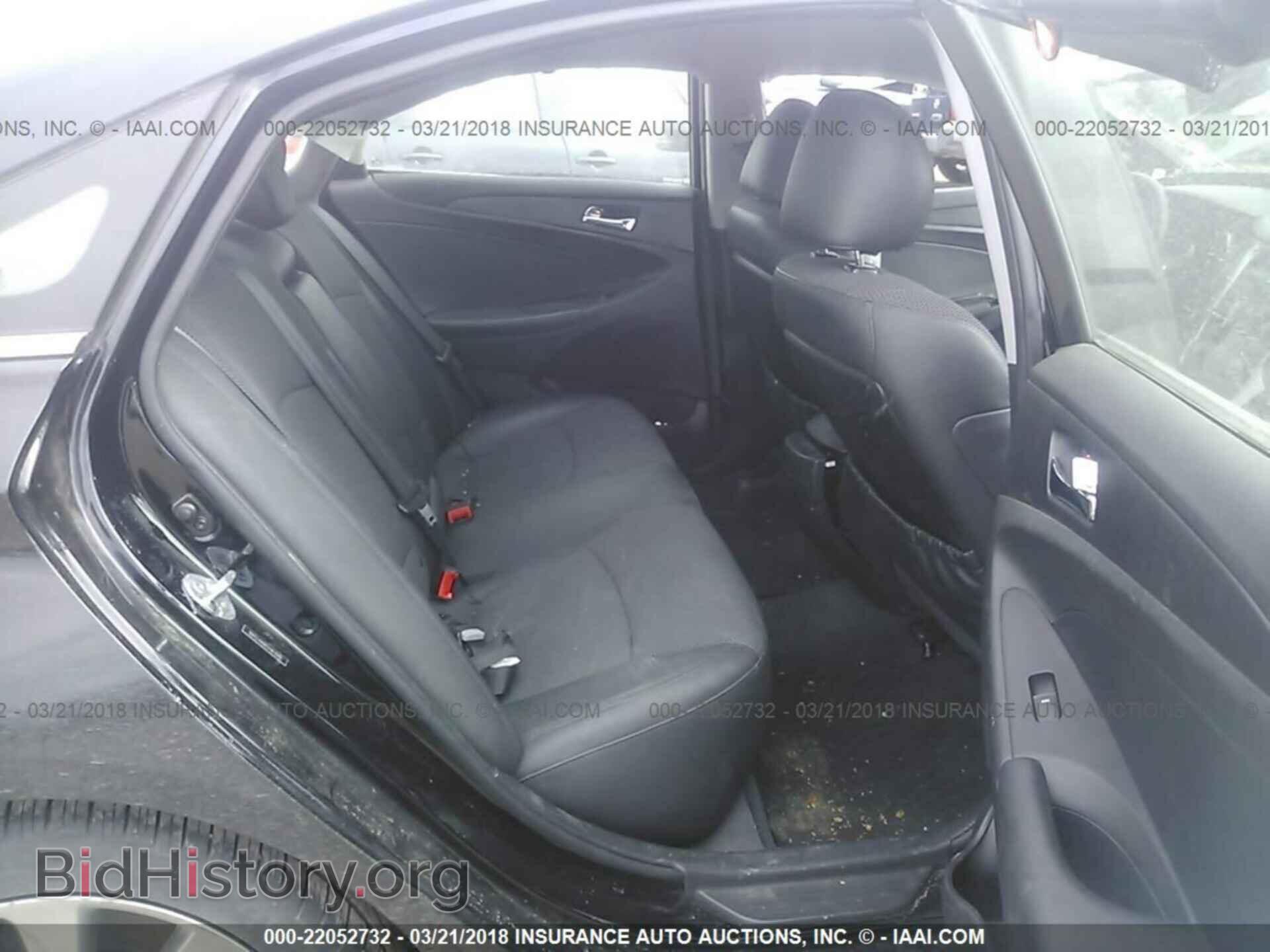 2012 Hyundai Sonata - VIN: 5NPEC4AB6CH463045 - Photo 8