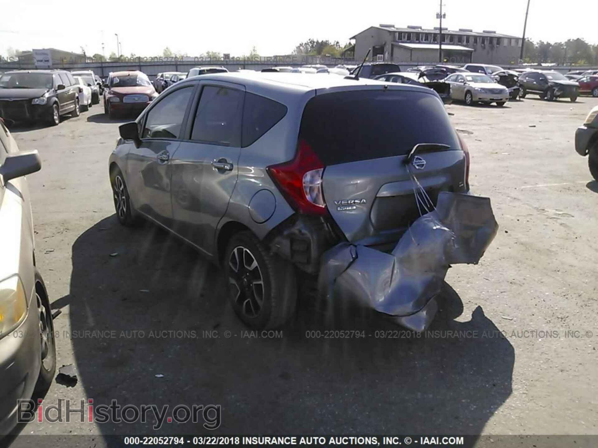 2015 Nissan Versa note - VIN: 3N1CE2CP2FL372120 - Фото 3