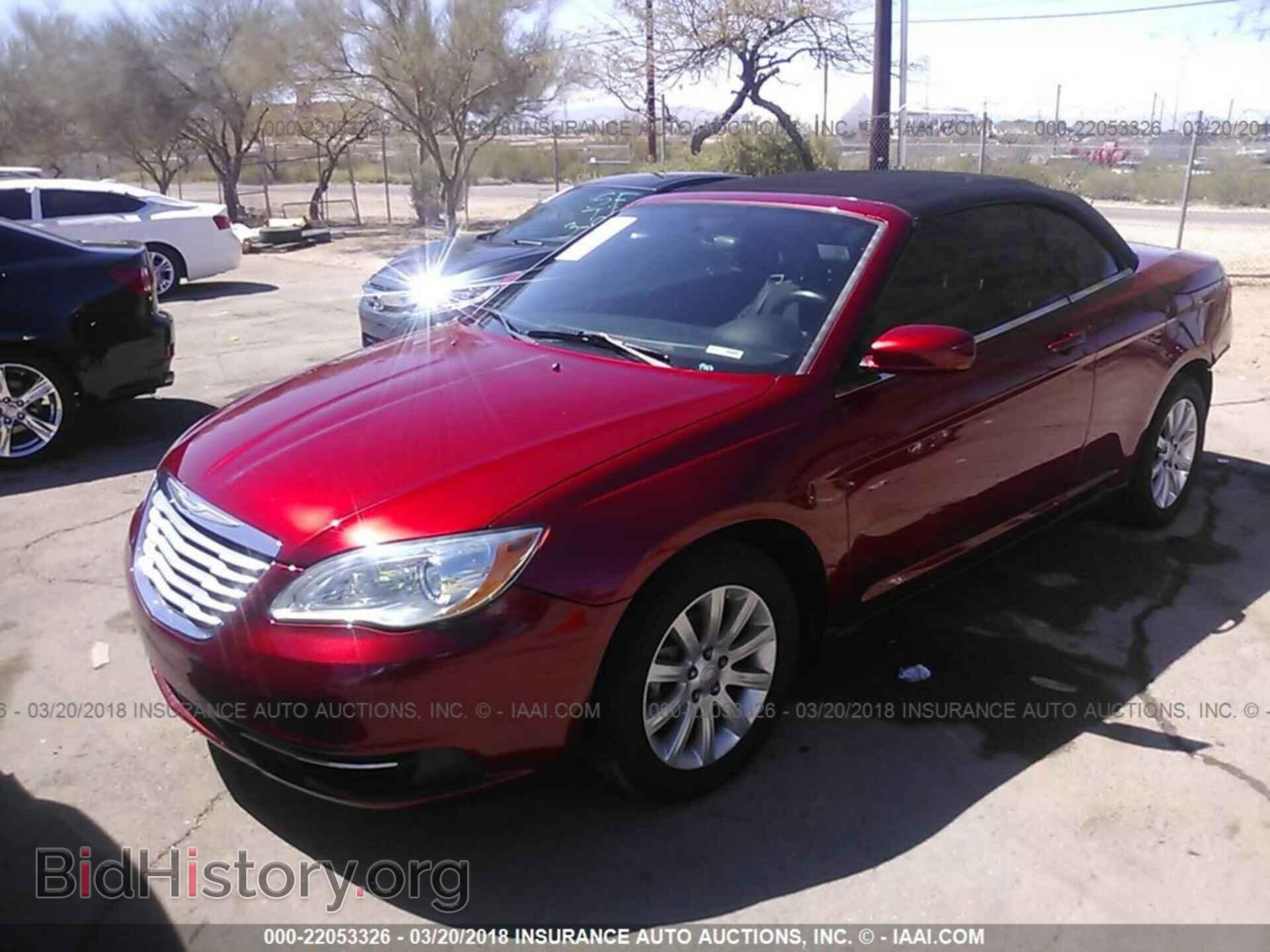 2012 Chrysler 200 - VIN: 1C3BCBEB7CN215750 - Фото 2