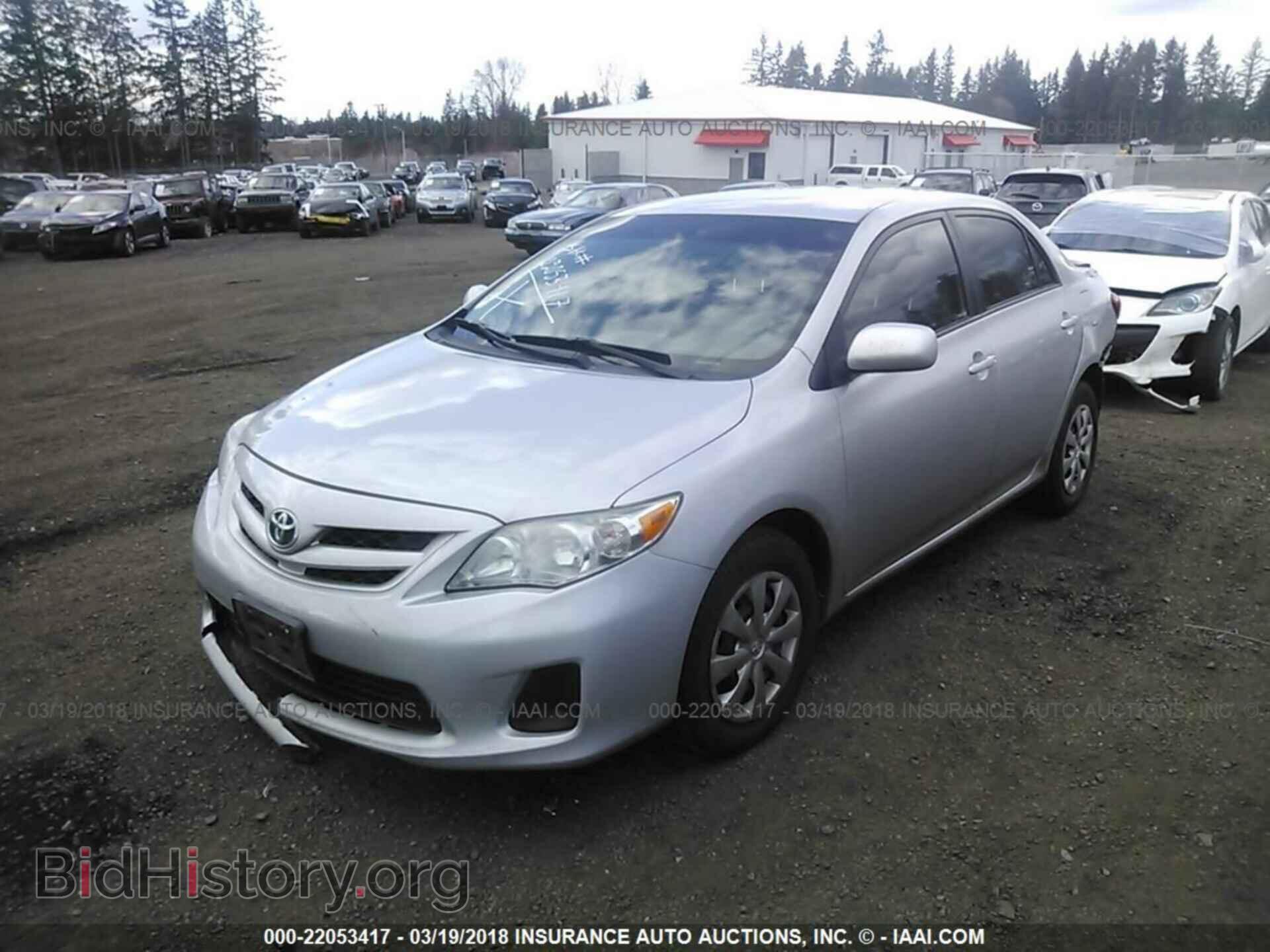2011 Toyota Corolla - VIN: 2T1BU4EEXBC660516 - Photo 2
