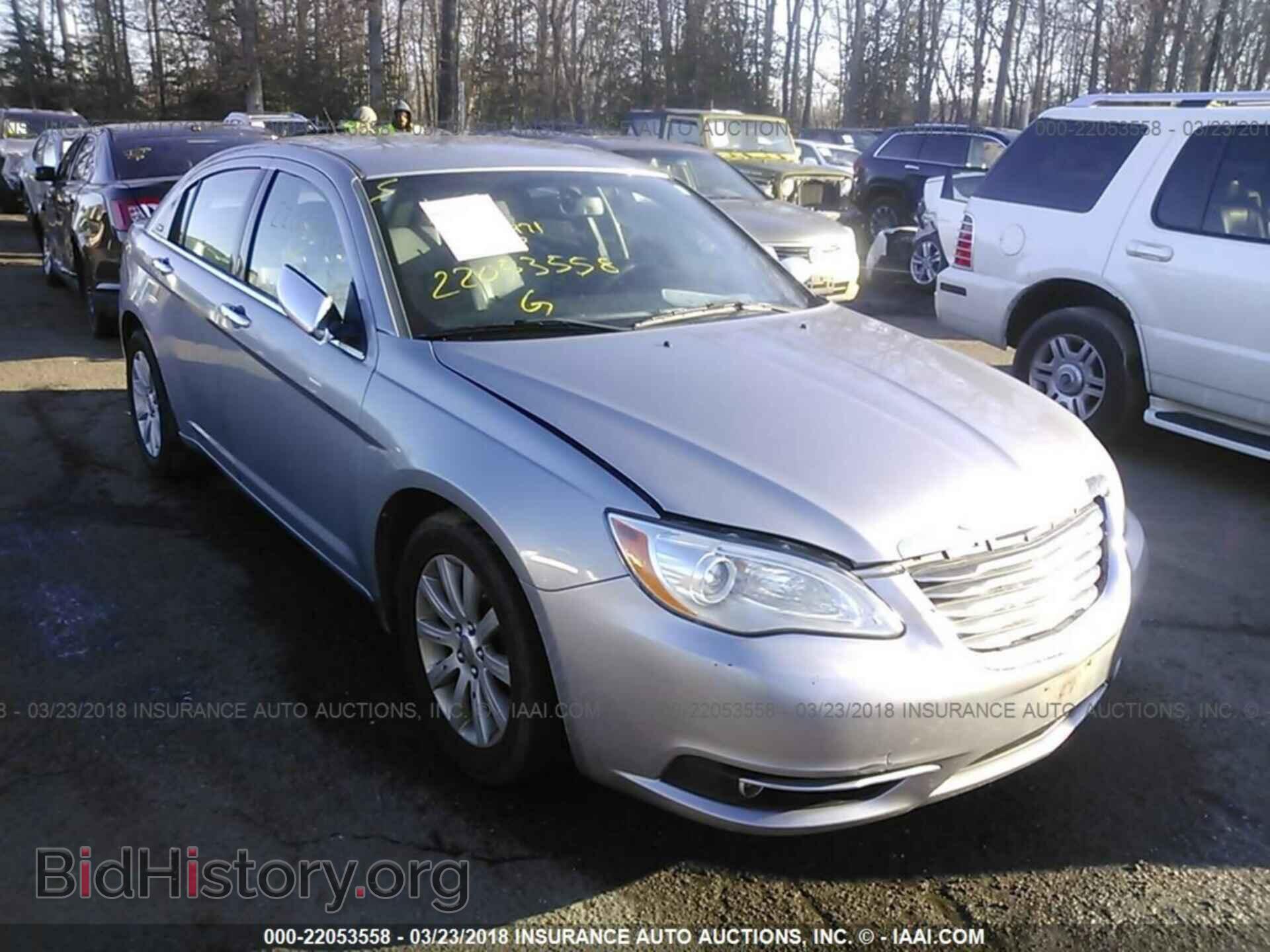 Photo 1C3CCBCG3DN559824 - Chrysler 200 2013
