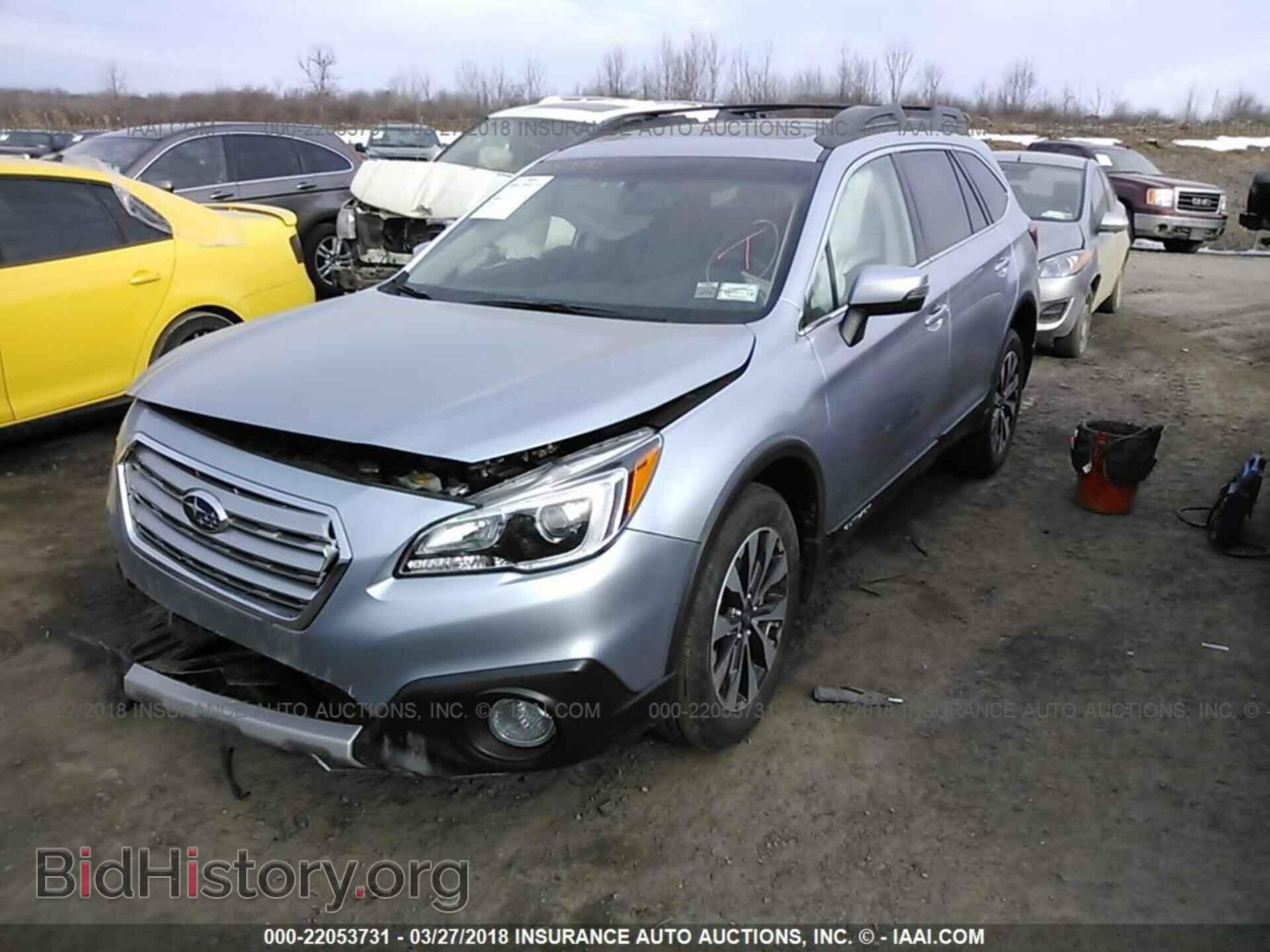 2015 Subaru Outback - VIN: 4S4BSALC2F3348545 - Photo 2