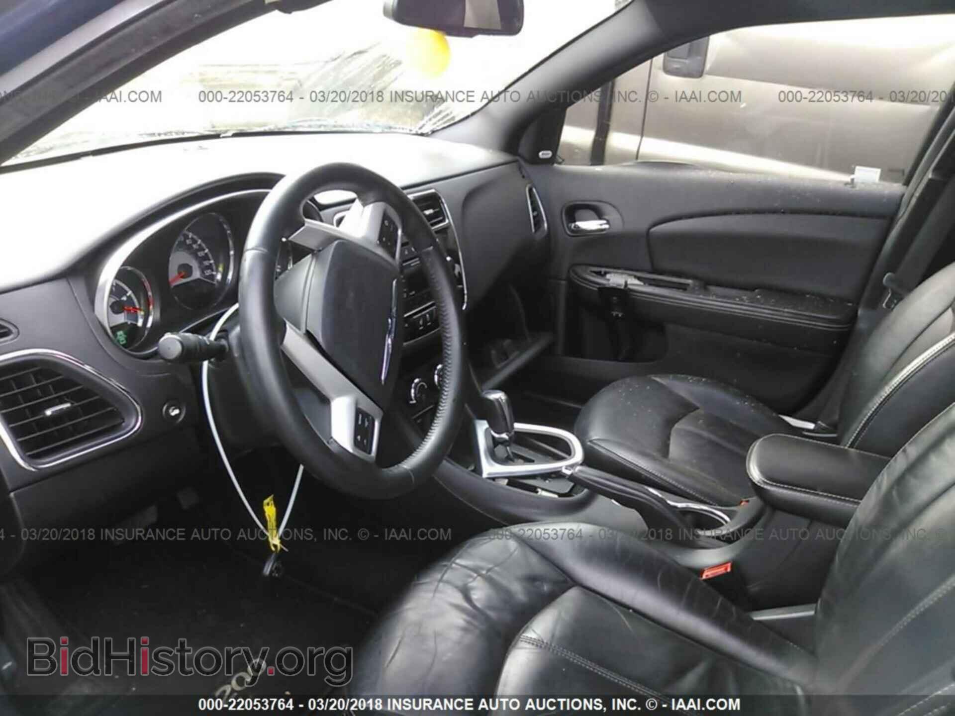 2013 Chrysler 200 - VIN: 1C3CCBCGXDN712182 - Photo 5