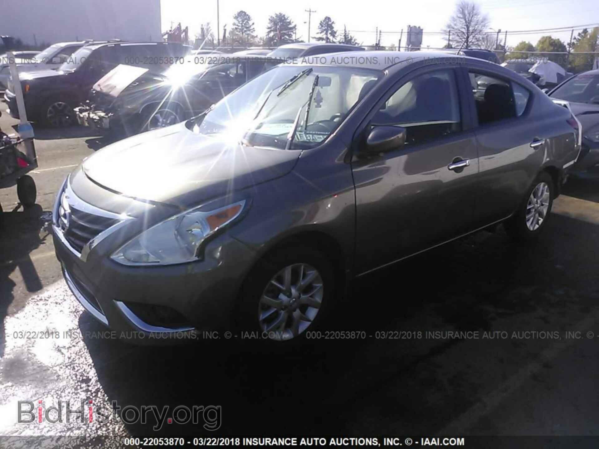 2017 Nissan Versa - VIN: 3N1CN7AP6HL842412 - Фото 2