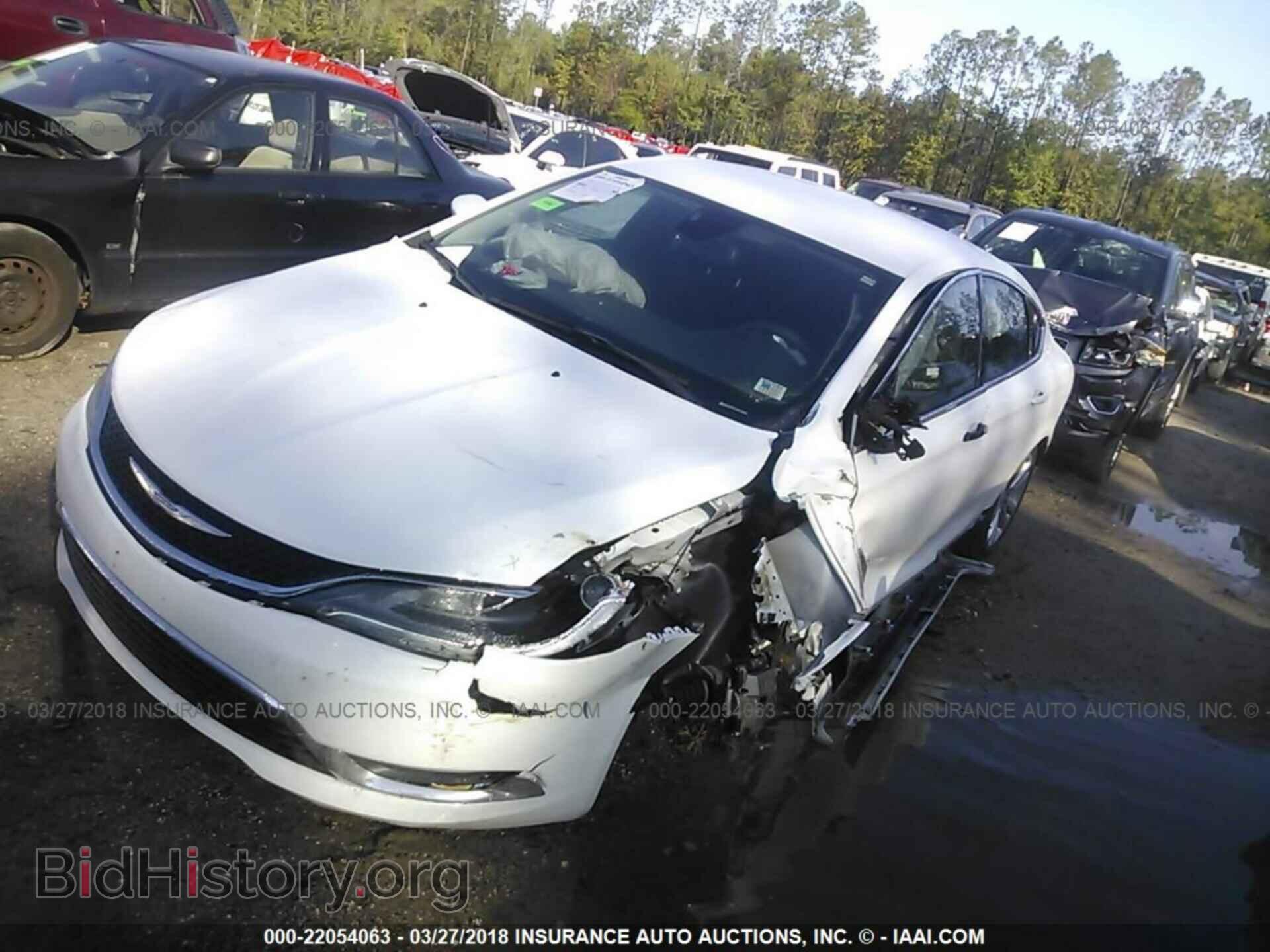 2016 Chrysler 200 - VIN: 1C3CCCAB4GN149874 - Photo 2