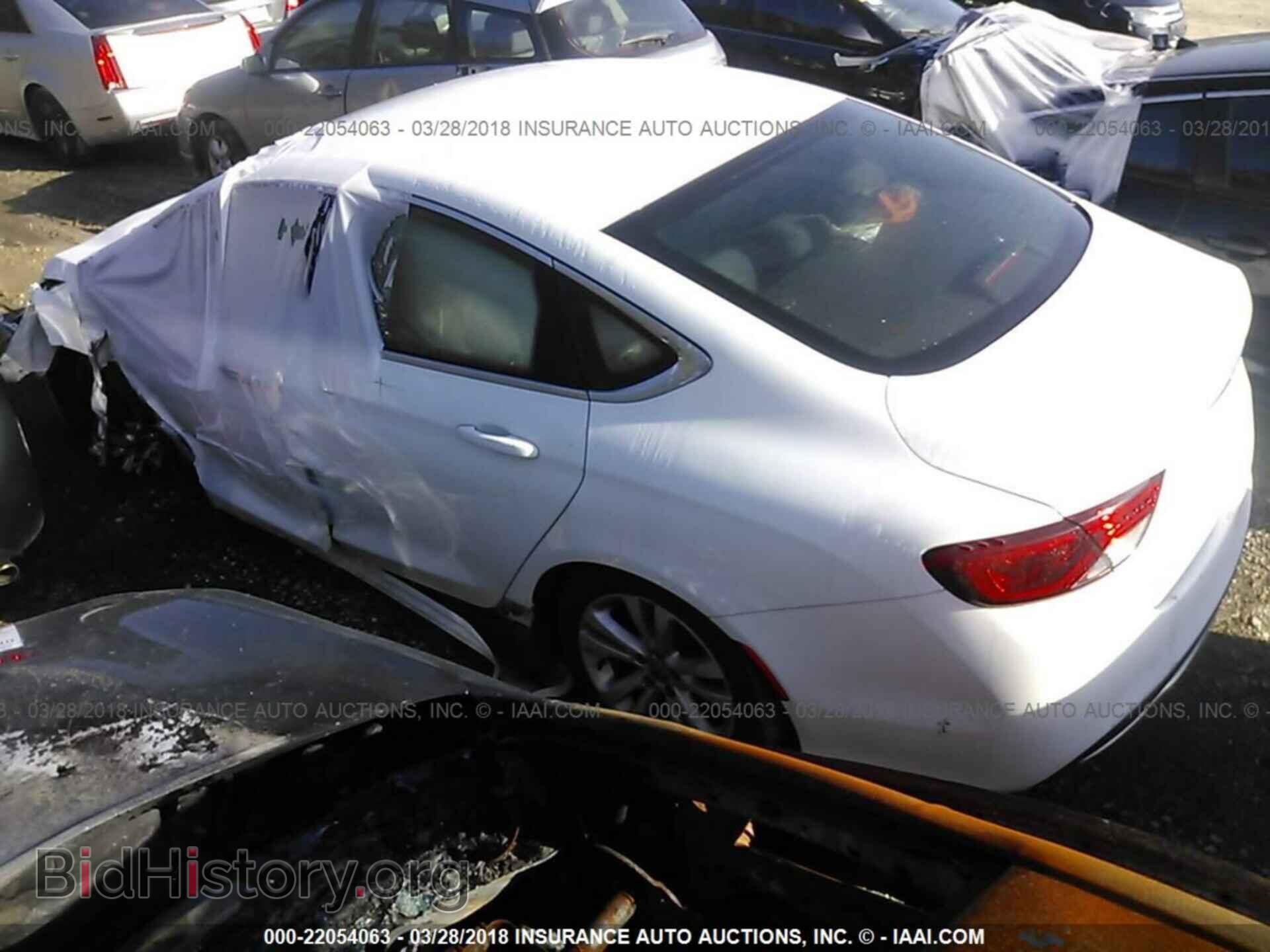 2016 Chrysler 200 - VIN: 1C3CCCAB4GN149874 - Photo 3