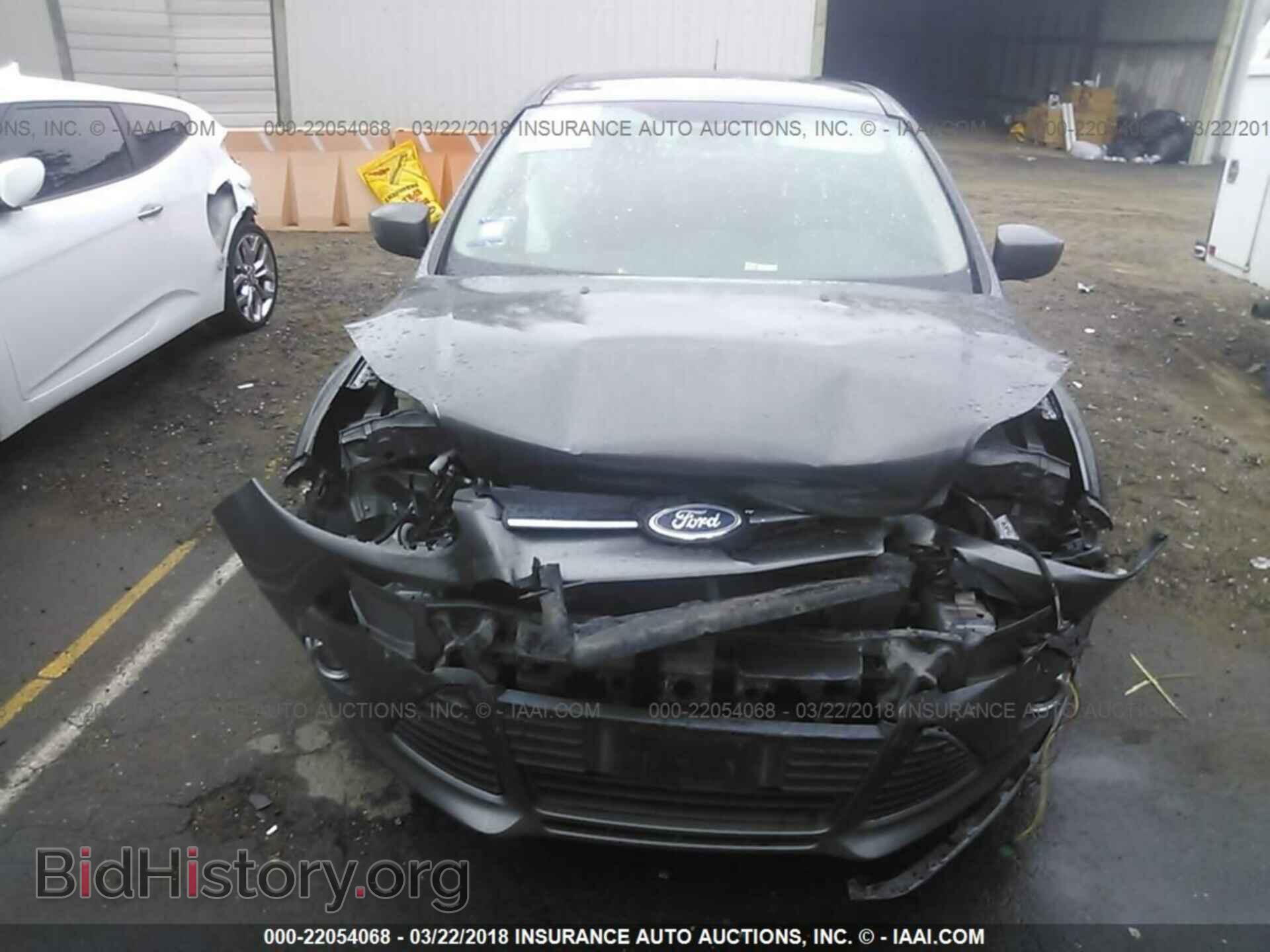 2012 Ford Focus - VIN: 1FAHP3F24CL227810 - Photo 6