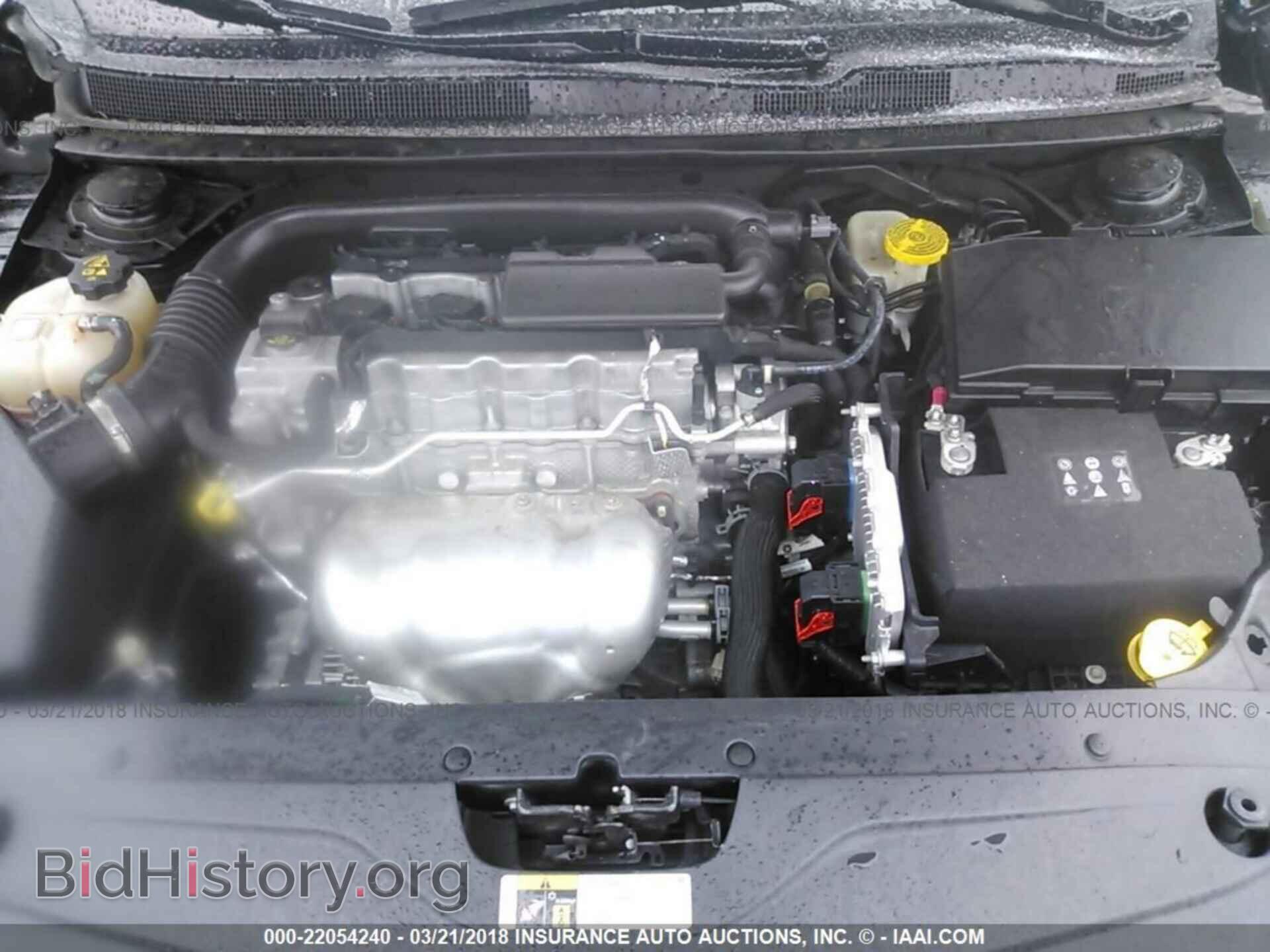 2016 Chrysler 200 - VIN: 1C3CCCFB4GN182303 - Photo 10