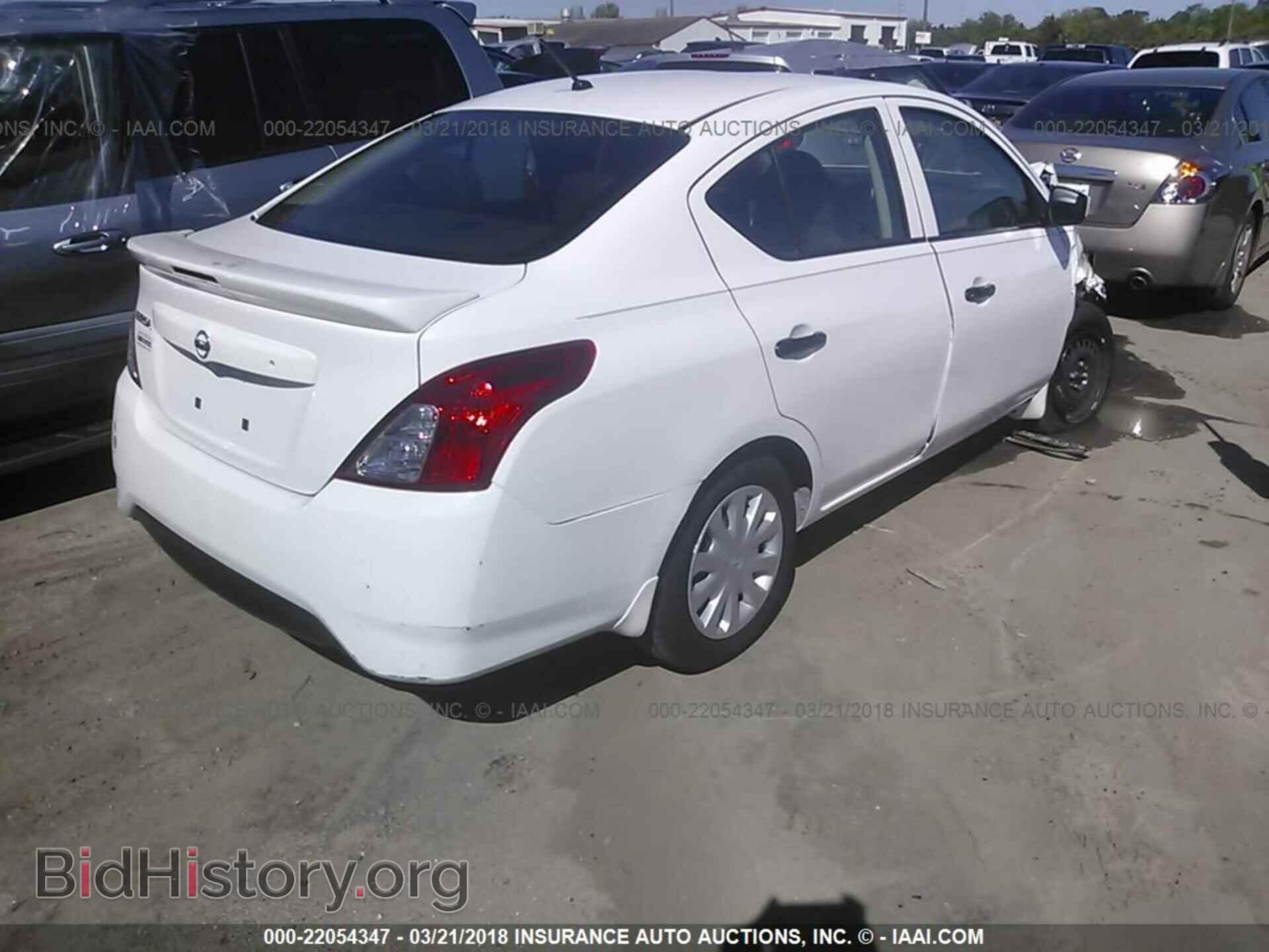 2017 Nissan Versa - VIN: 3N1CN7AP3HL906891 - Photo 4