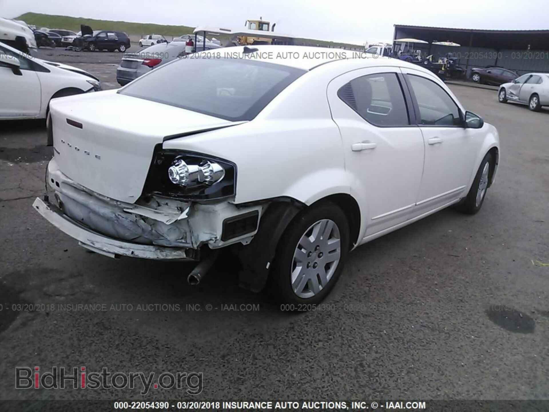 2011 Dodge Avenger - VIN: 1B3BD4FB2BN523119 - Photo 4