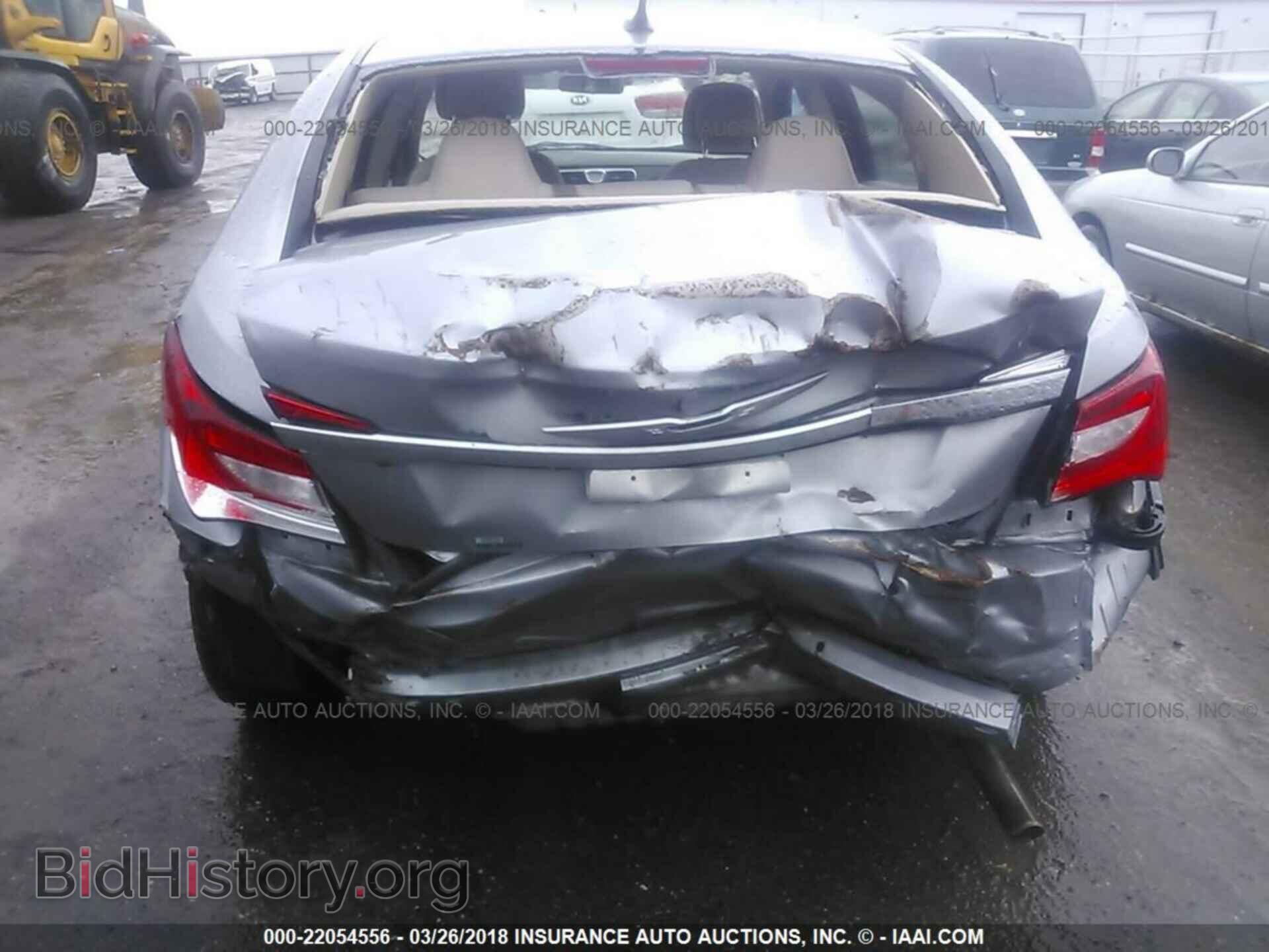 2013 Chrysler 200 - VIN: 1C3CCBAB4DN761465 - Фото 6