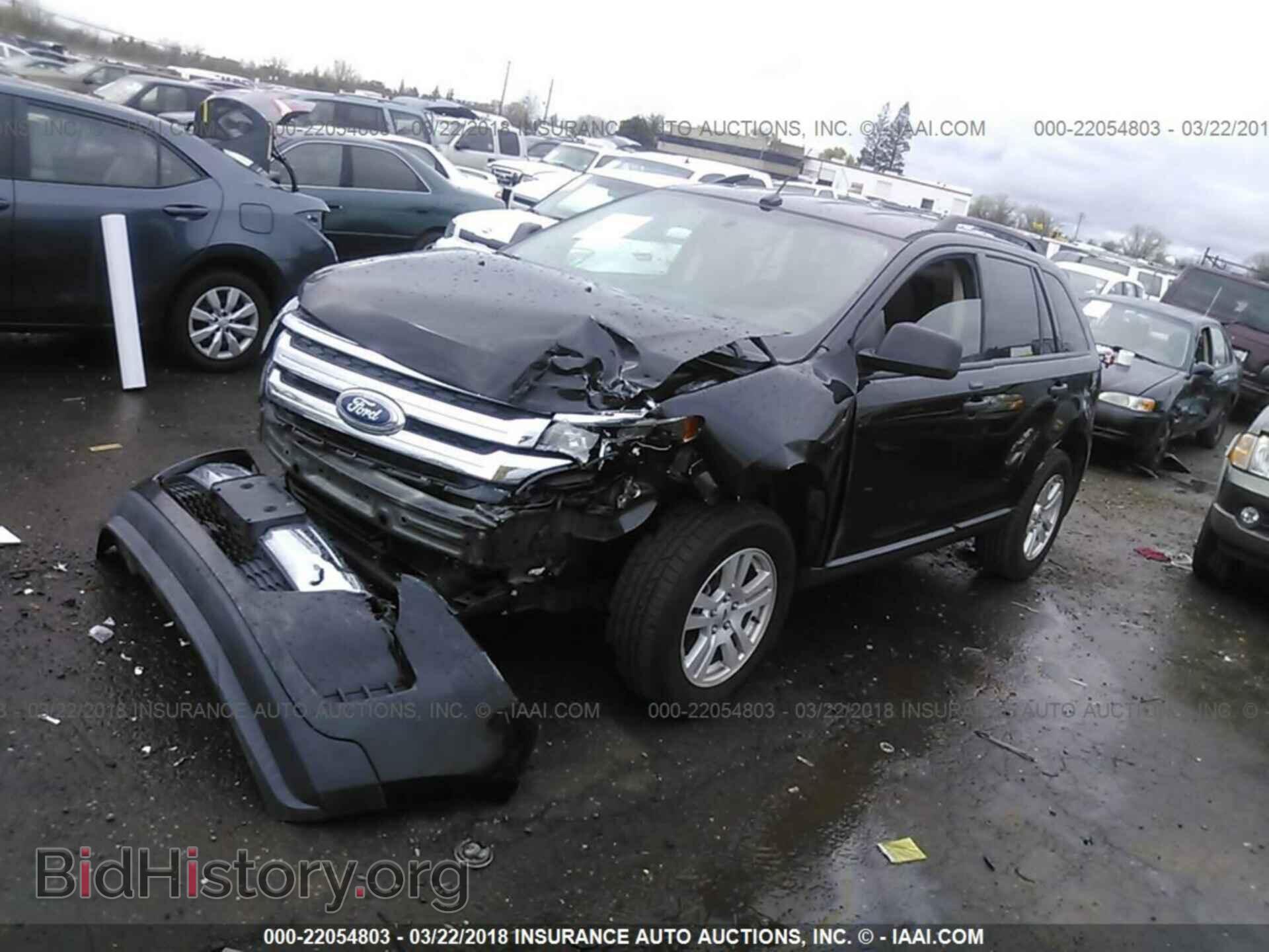 2011 Ford Edge - VIN: 2FMDK3GC5BBA27561 - Photo 2