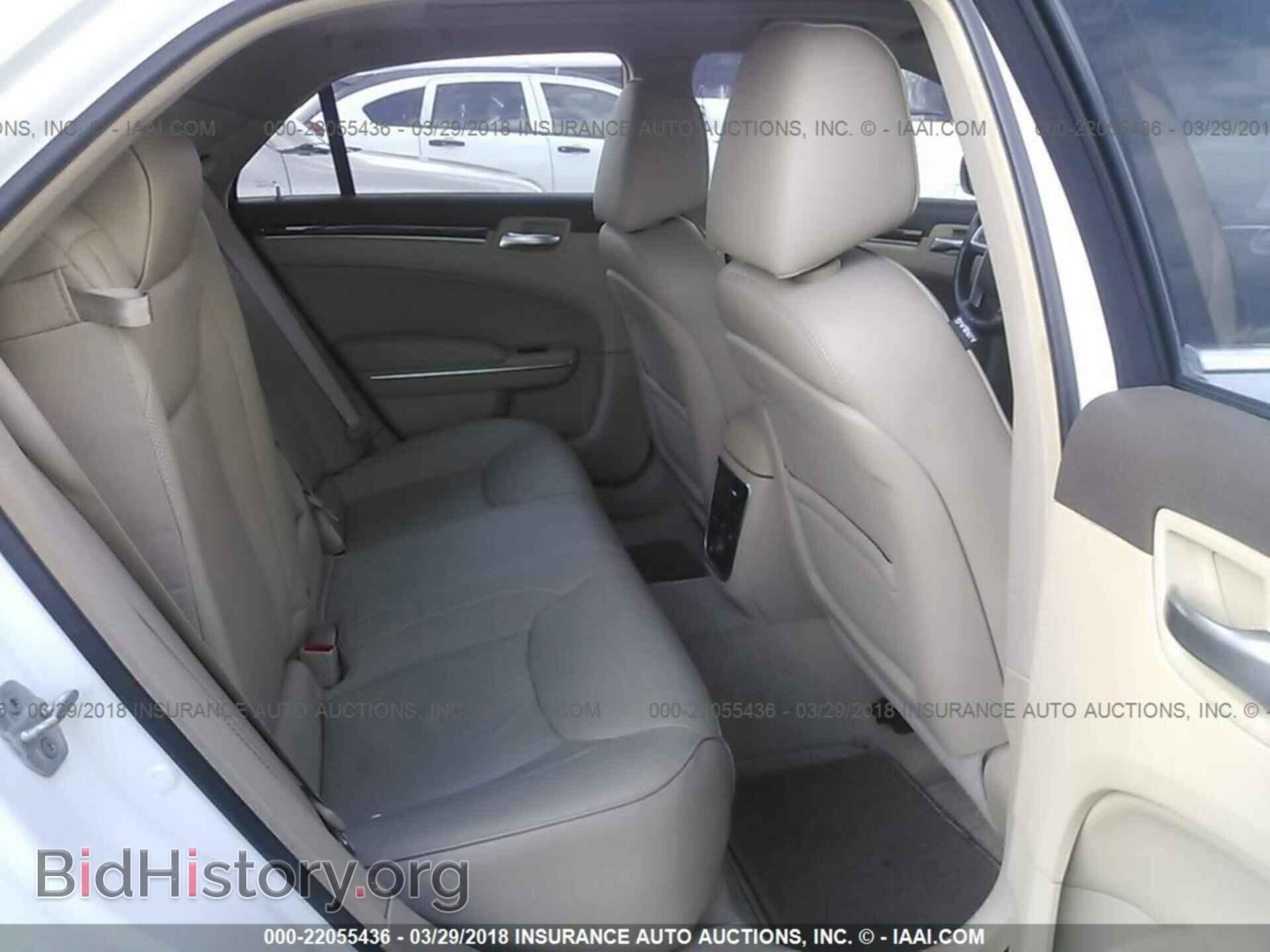 2011 Chrysler 300c - VIN: 2C3CA6CT6BH538014 - Фото 8
