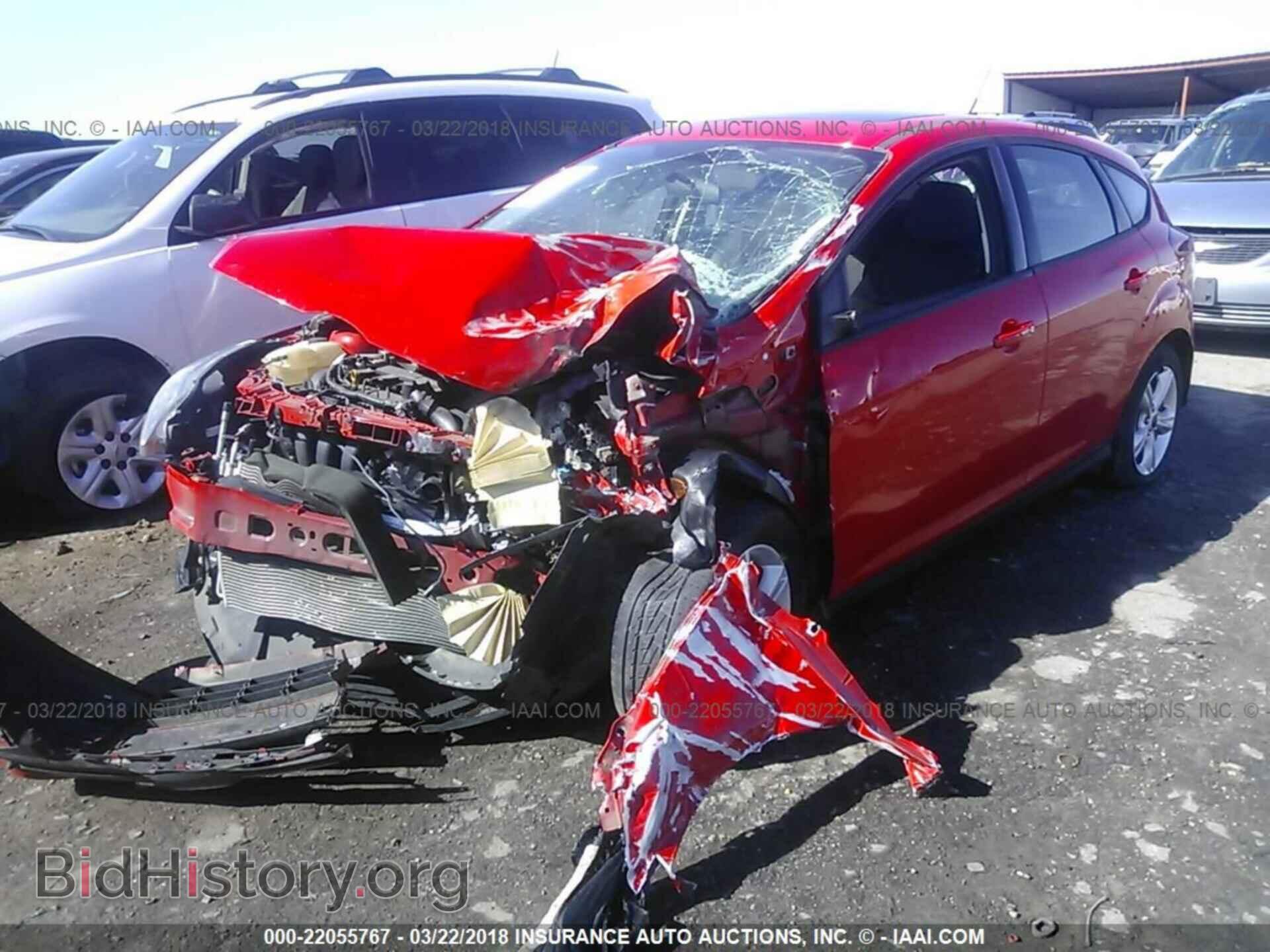 2014 Ford Focus - VIN: 1FADP3K21EL435800 - Photo 2