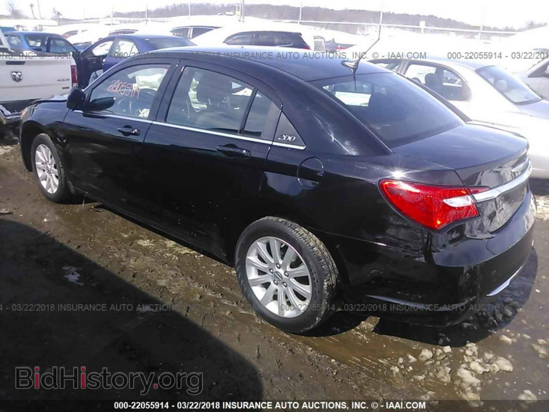 2013 Chrysler 200 - VIN: 1C3CCBBB9DN568176 - Photo 3