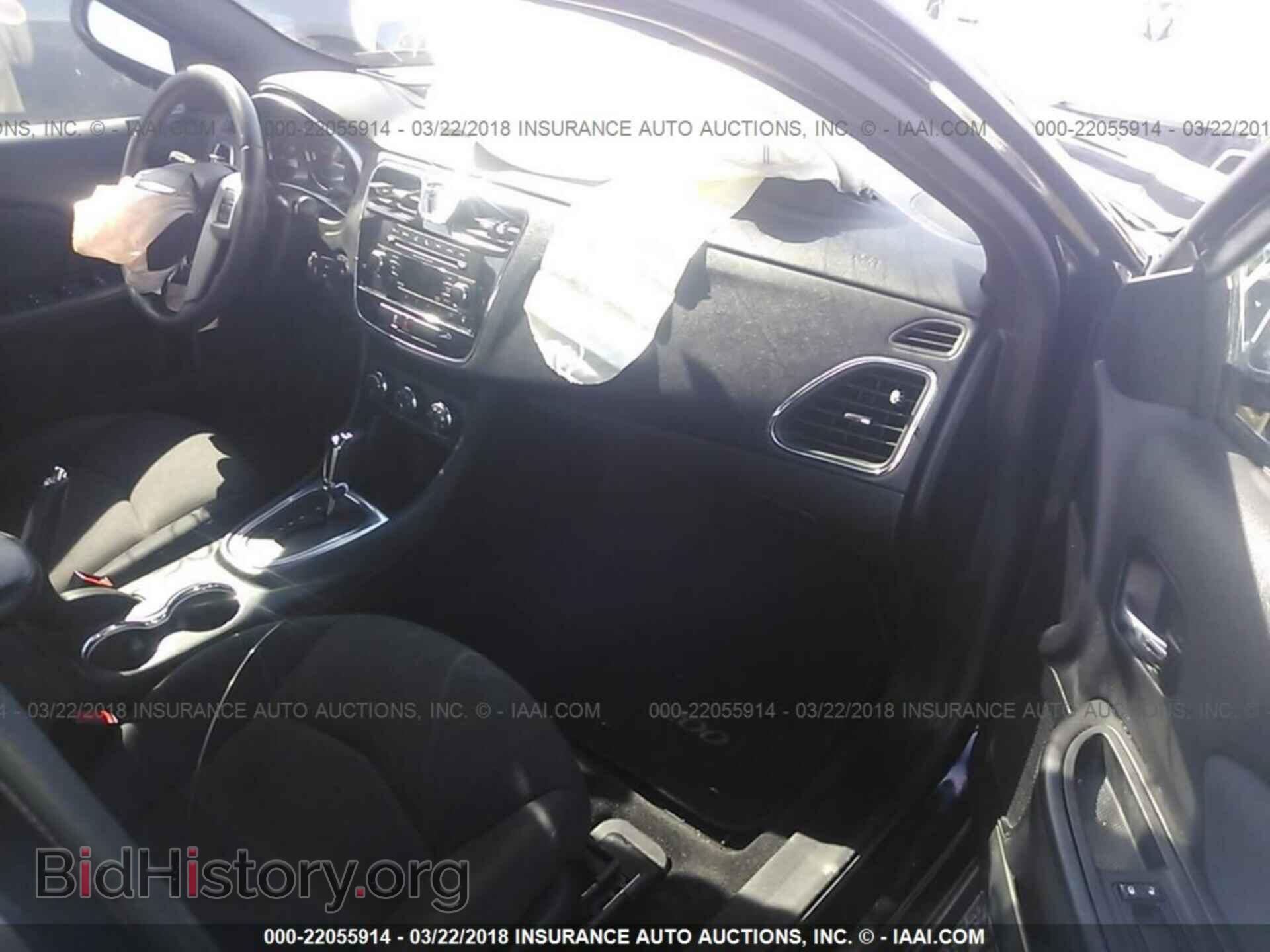 2013 Chrysler 200 - VIN: 1C3CCBBB9DN568176 - Photo 5