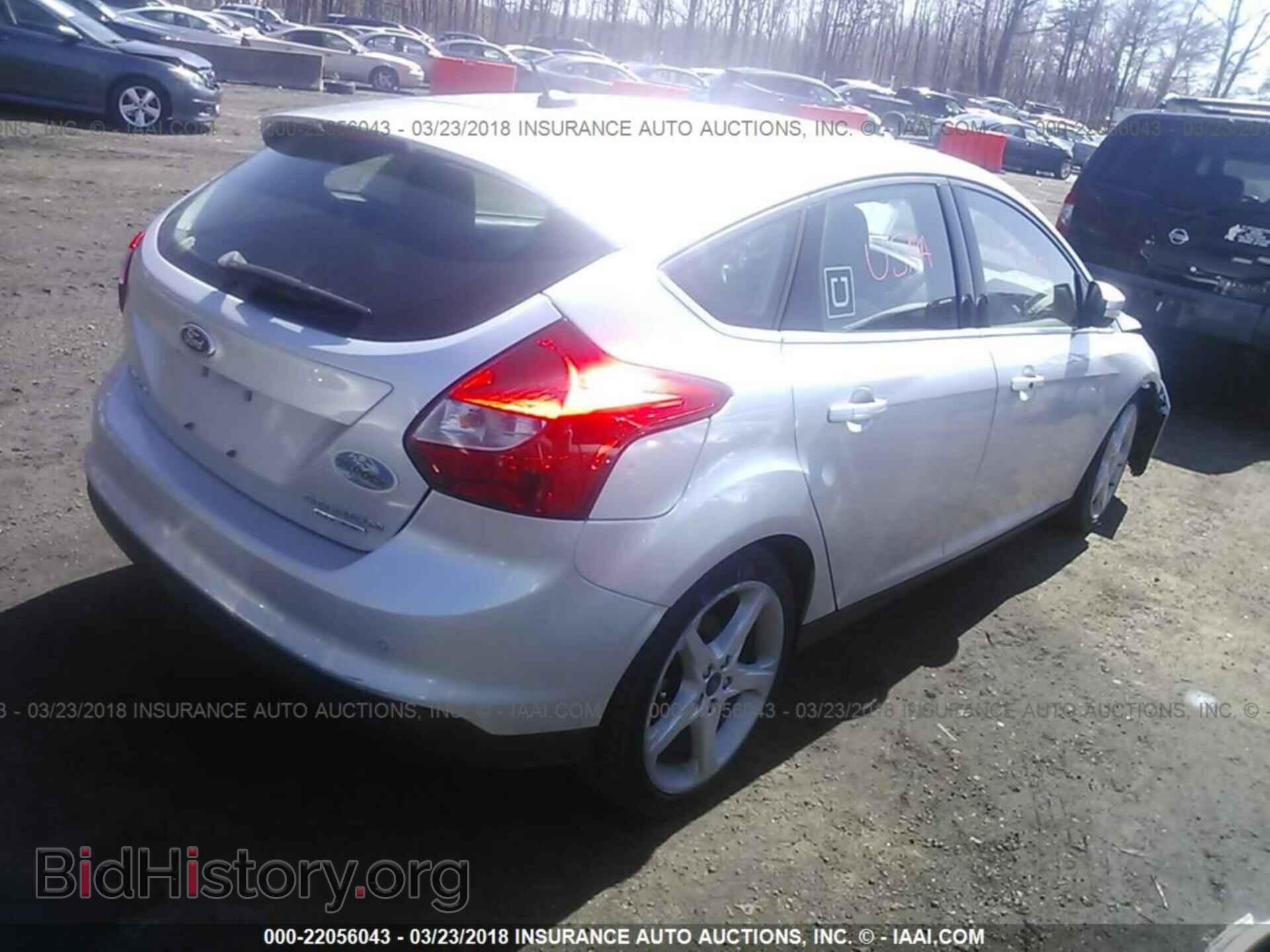 2013 Ford Focus - VIN: 1FADP3N21DL106945 - Photo 4