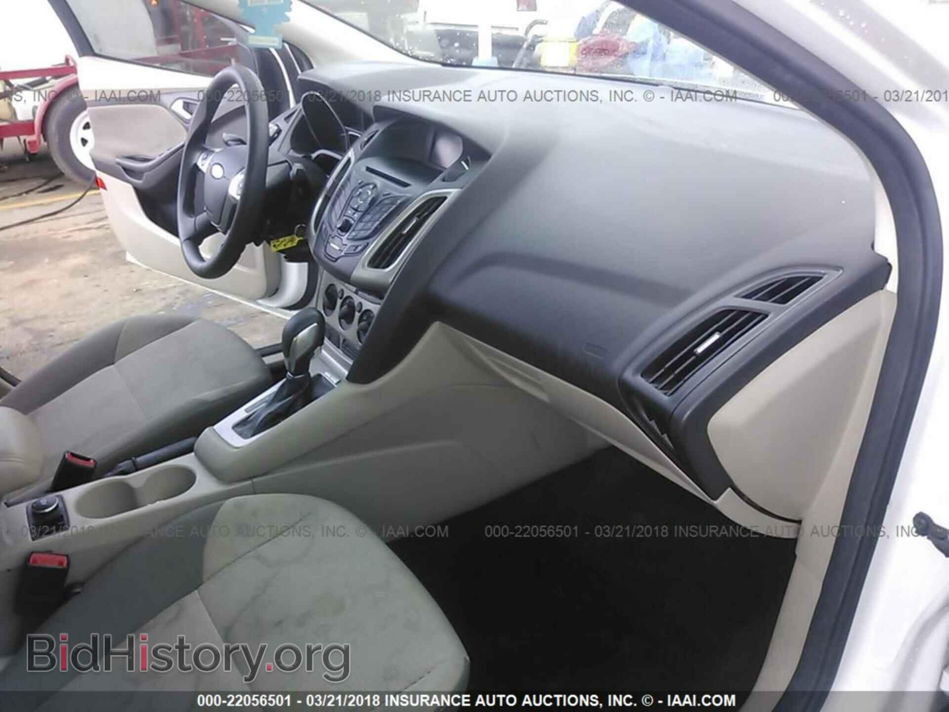 2012 Ford Focus - VIN: 1FAHP3F24CL443284 - Фото 5