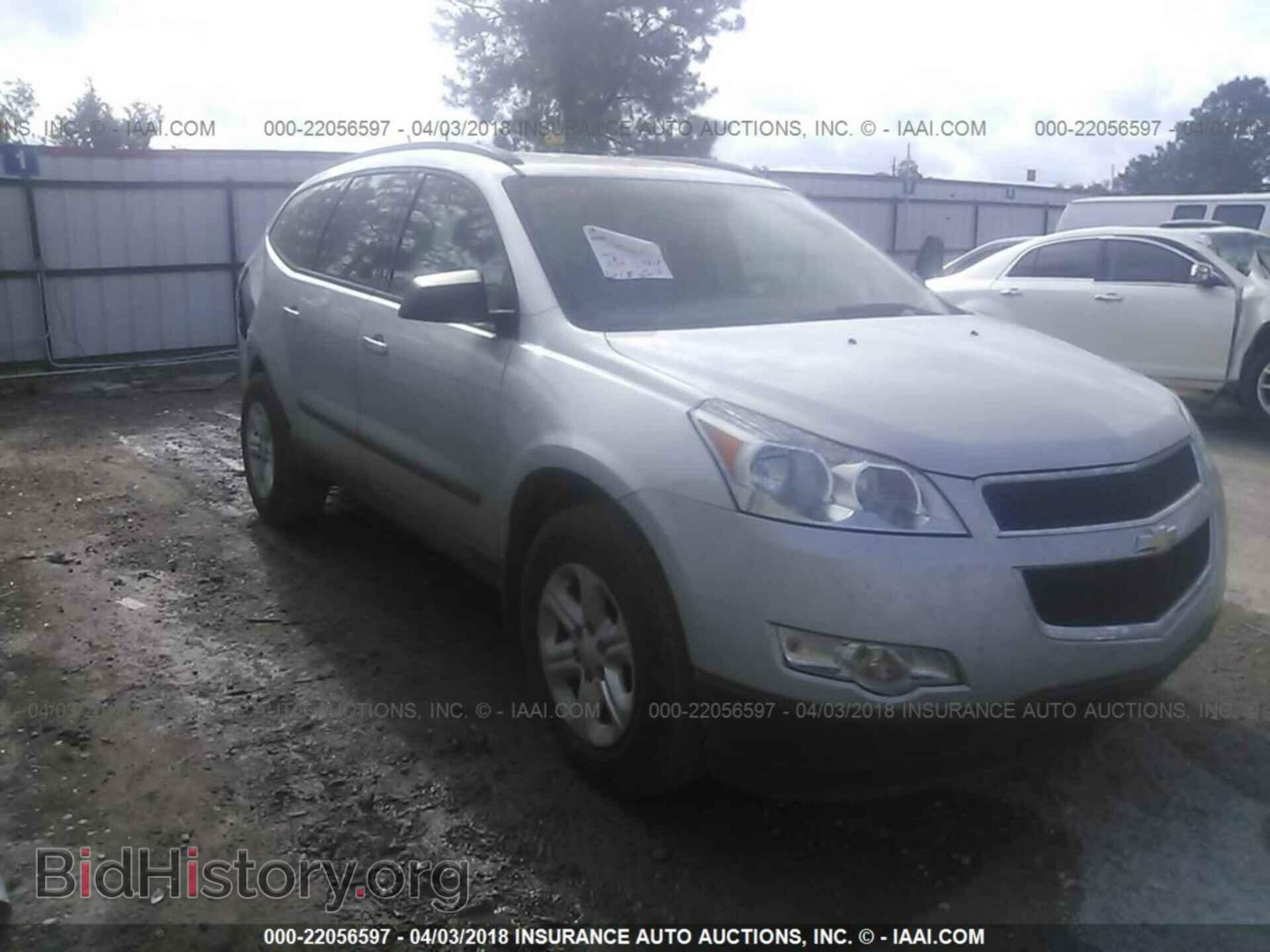 Фотография 1GNKRFED2CJ217651 - Chevrolet Traverse 2012