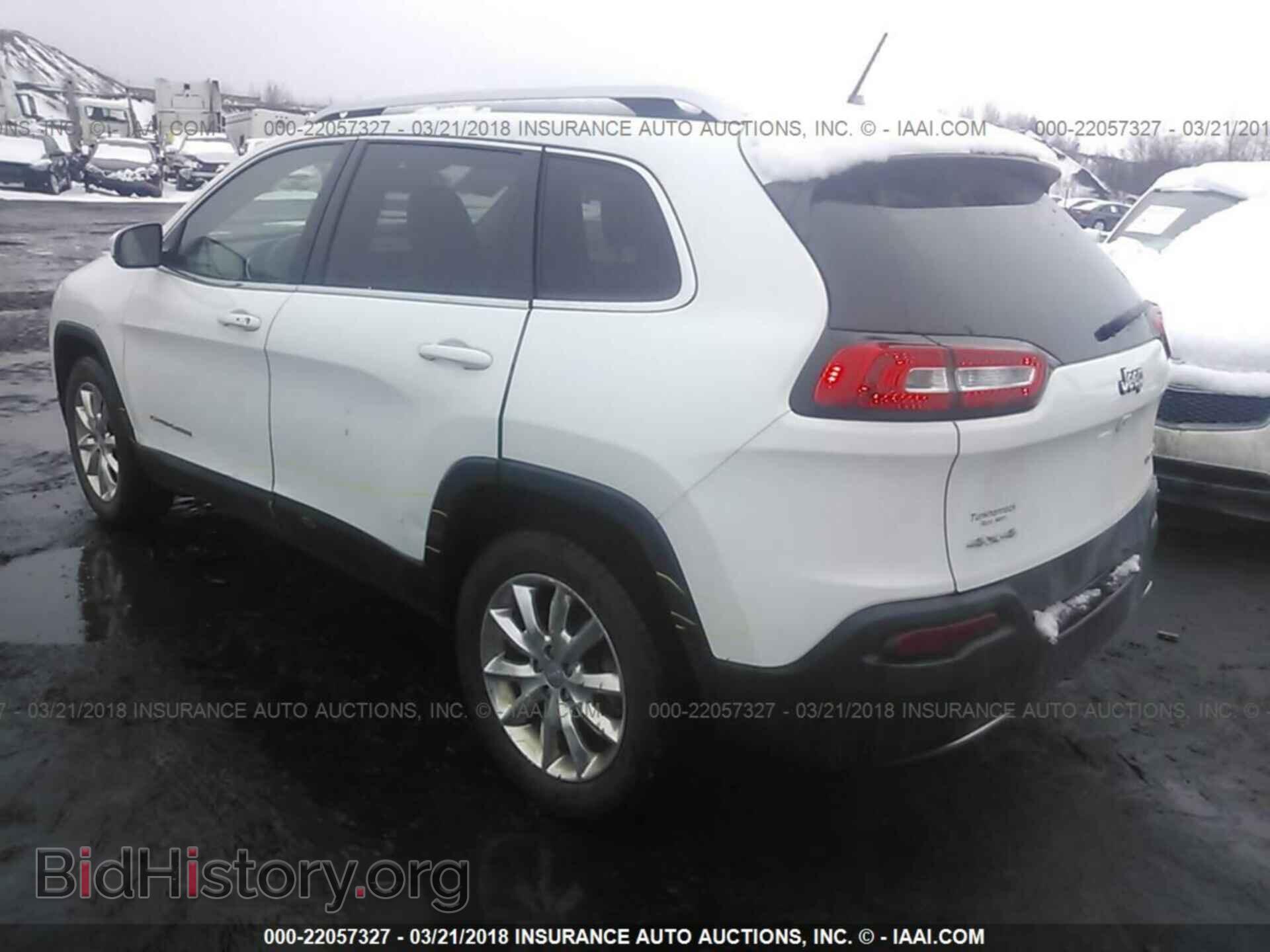 2015 Jeep Cherokee - VIN: 1C4PJMDB2FW593090 - Photo 3