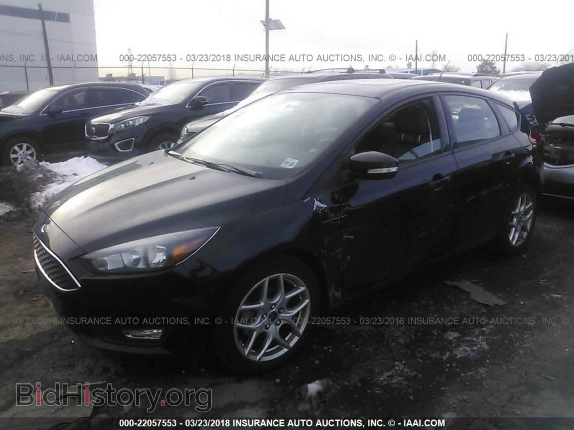 2015 Ford Focus - VIN: 1FADP3K20FL303869 - Photo 2